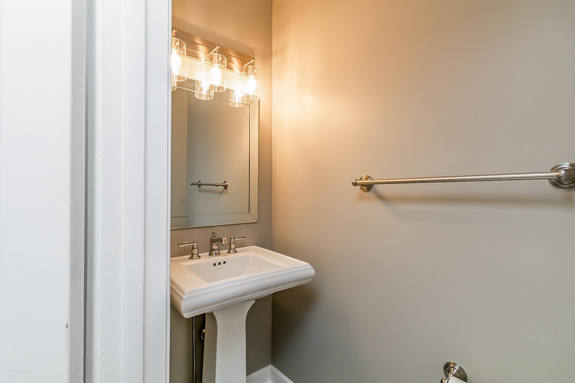 LOVETON FARMS - Residential