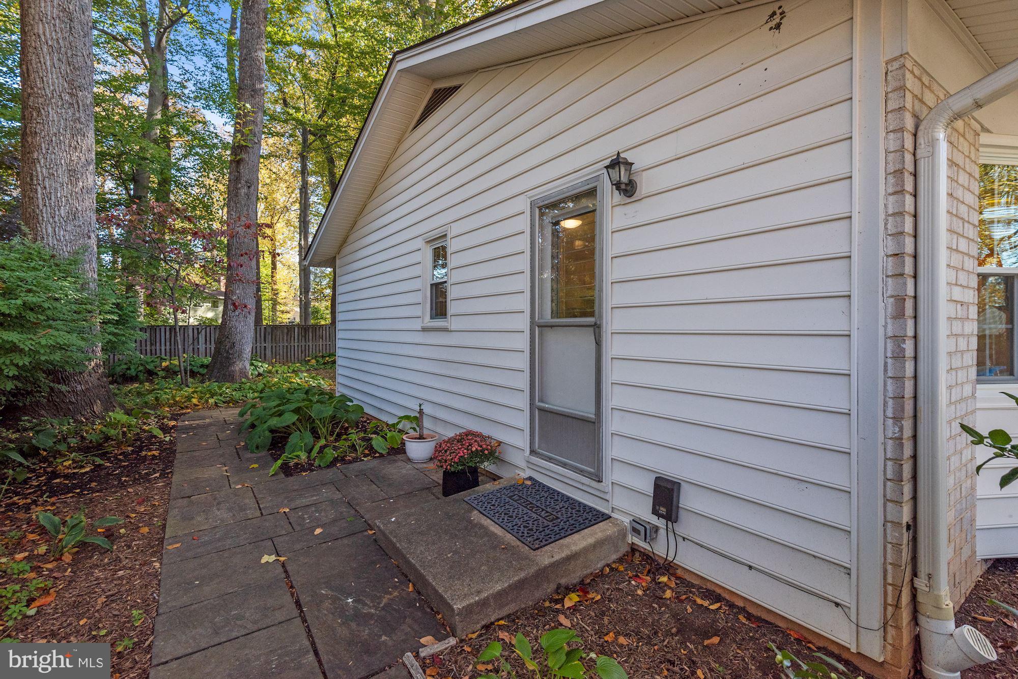 BEL PRE WOODS - Residential