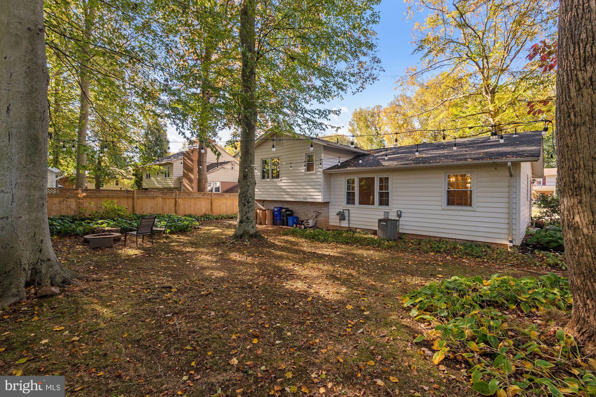 BEL PRE WOODS - Residential