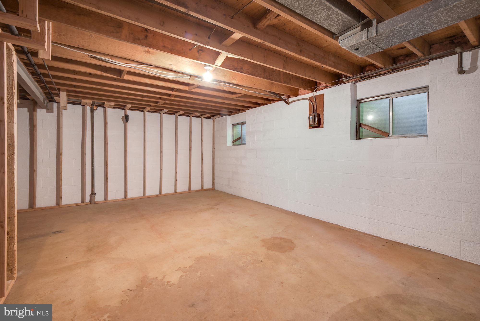 BEL PRE WOODS - Residential