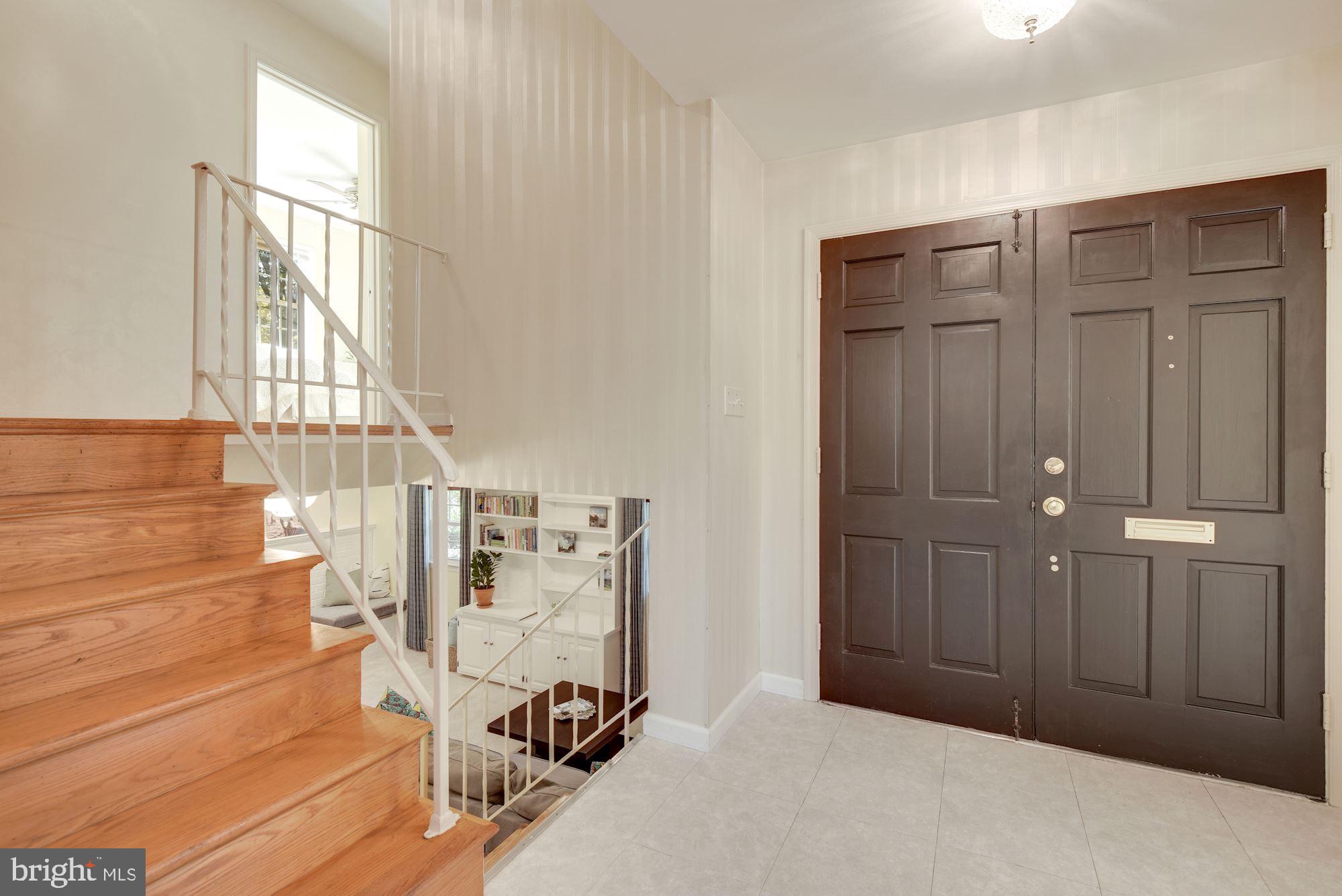 BEL PRE WOODS - Residential