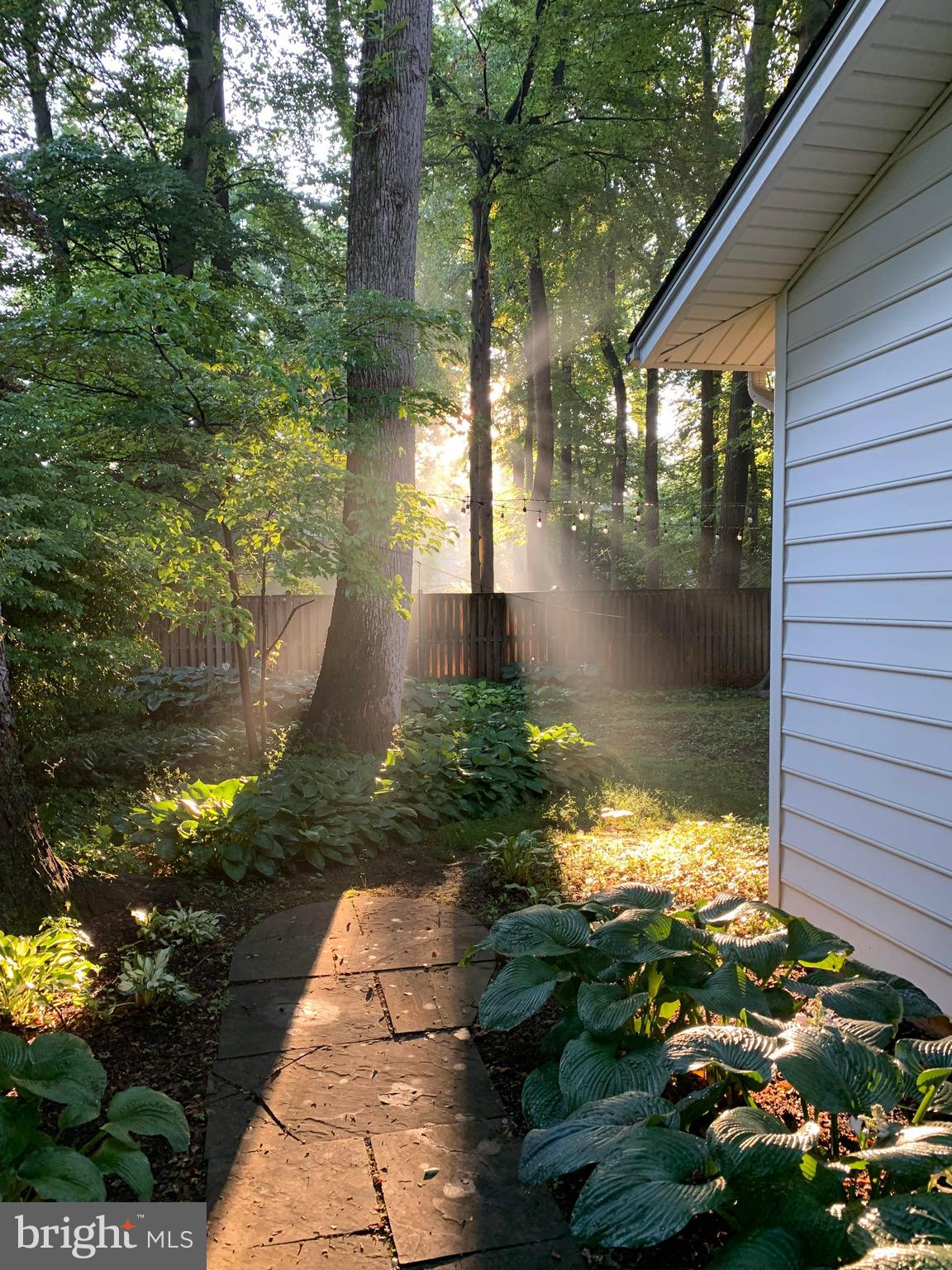 BEL PRE WOODS - Residential