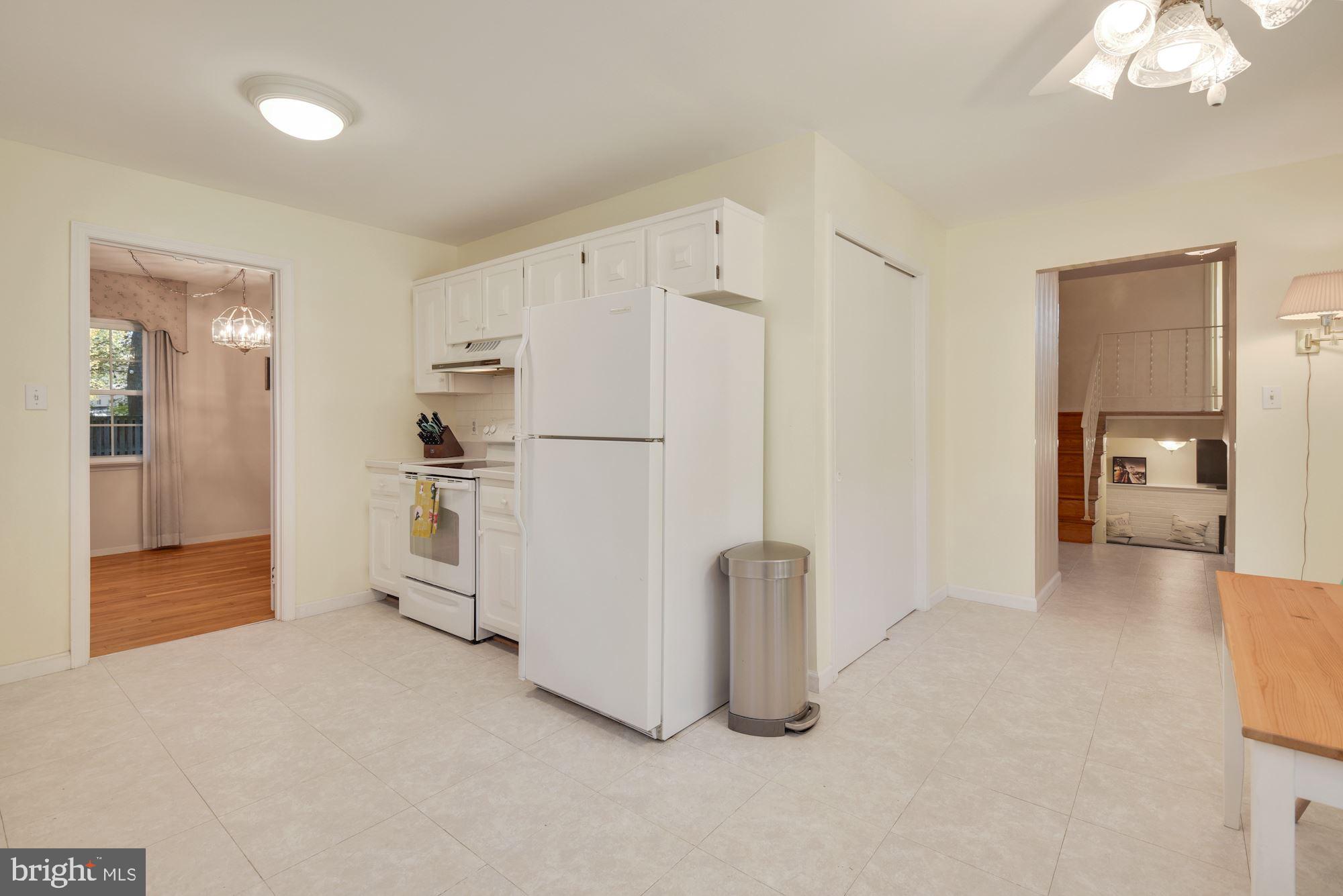 BEL PRE WOODS - Residential