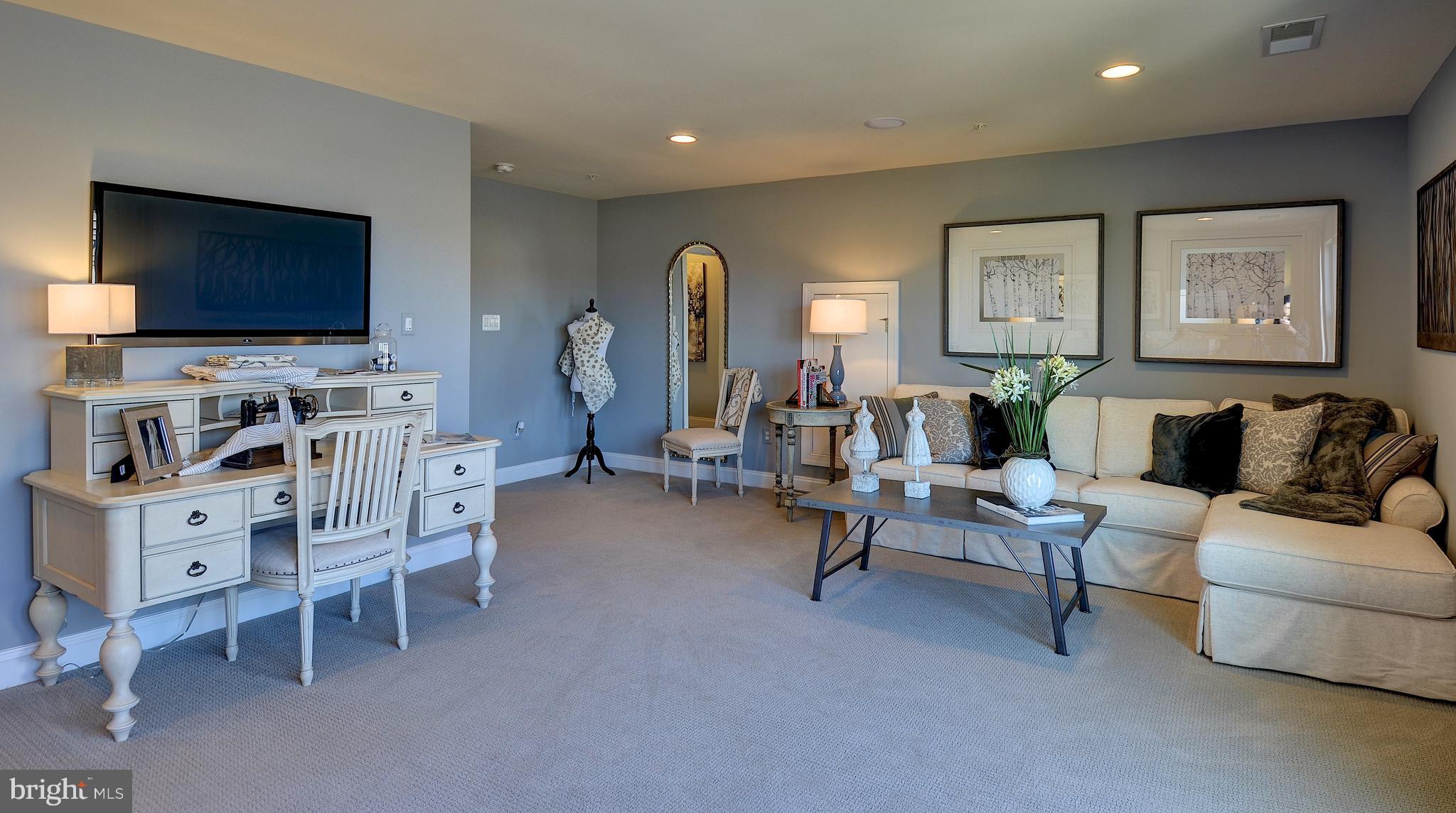 TWO RIVERS - Residential