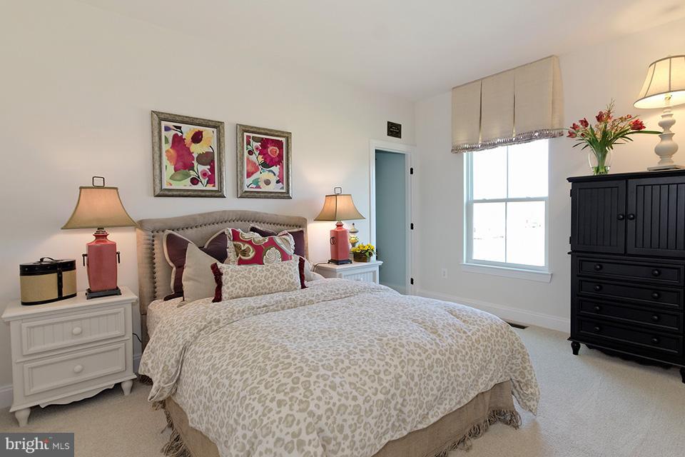 TWO RIVERS - Residential