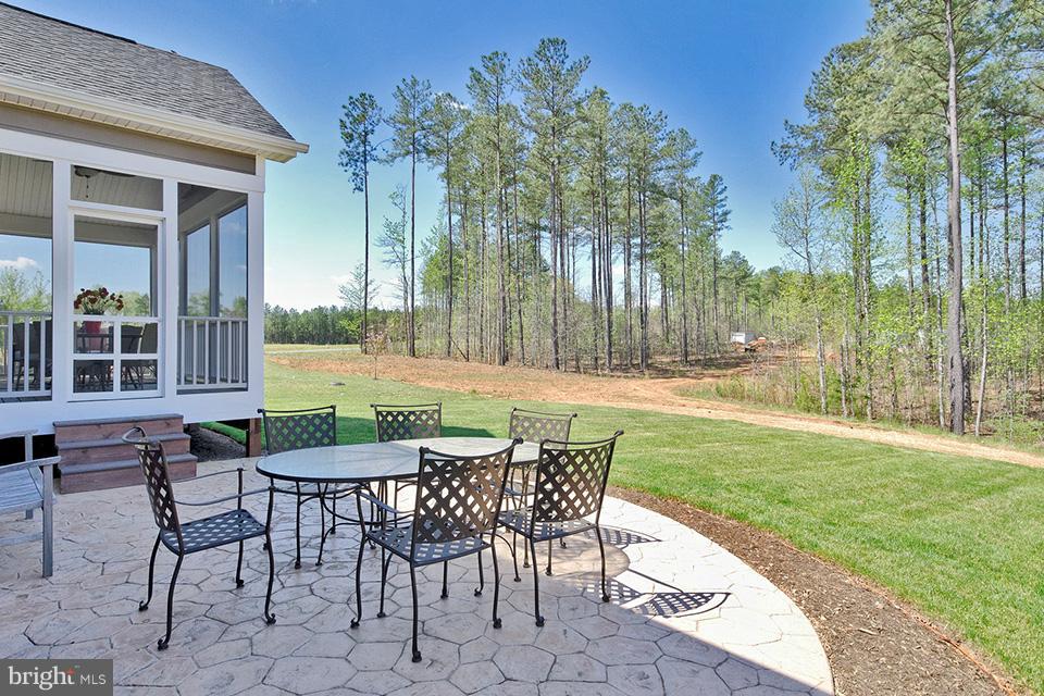 TWO RIVERS - Residential