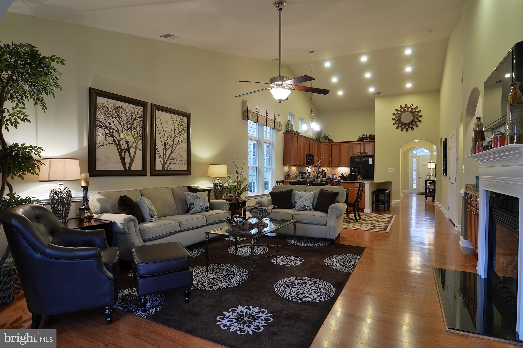 TWO RIVERS - Residential