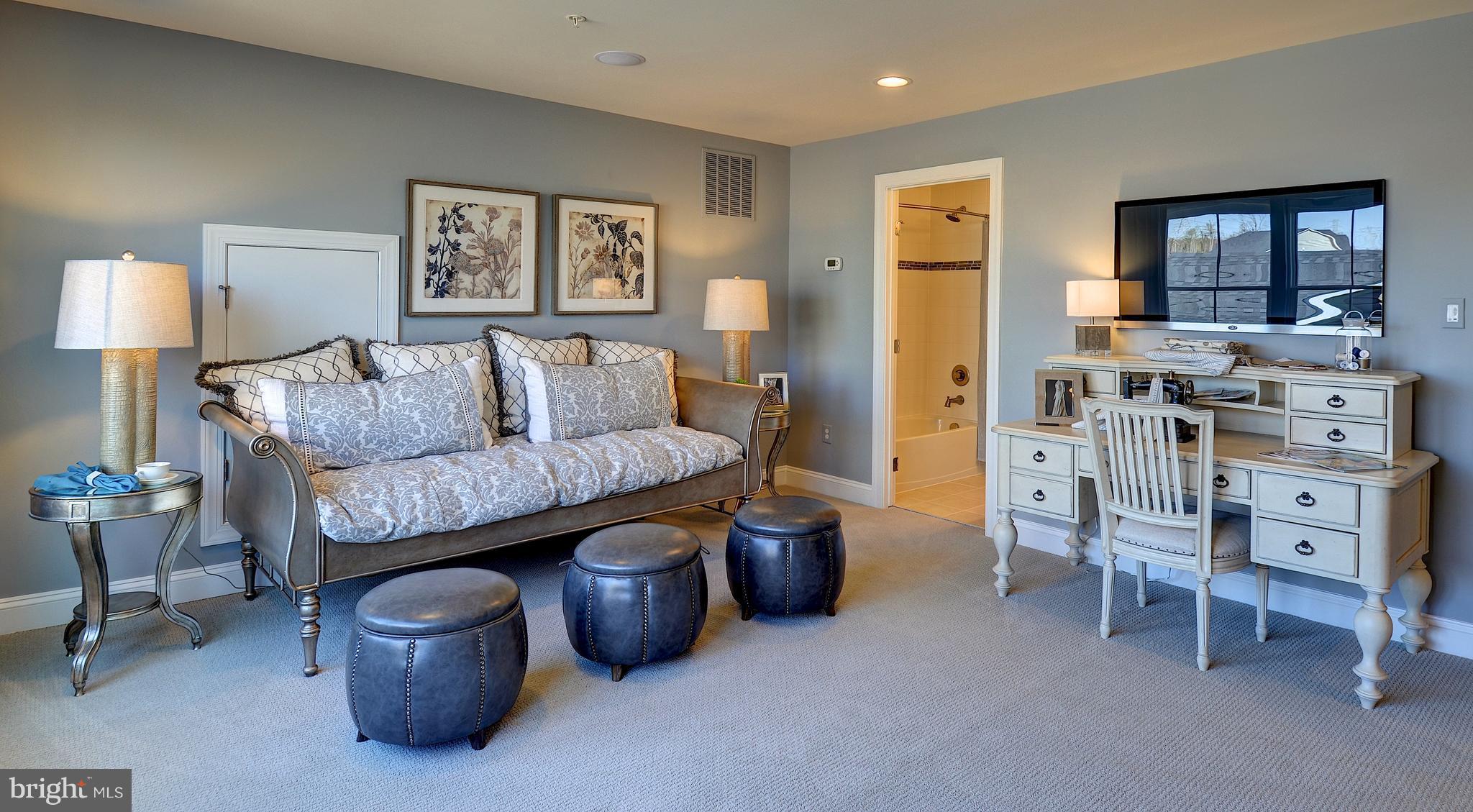 TWO RIVERS - Residential