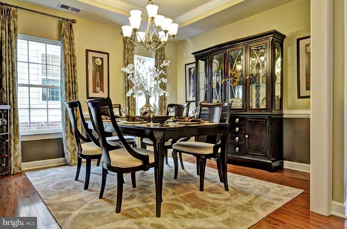 TWO RIVERS - Residential