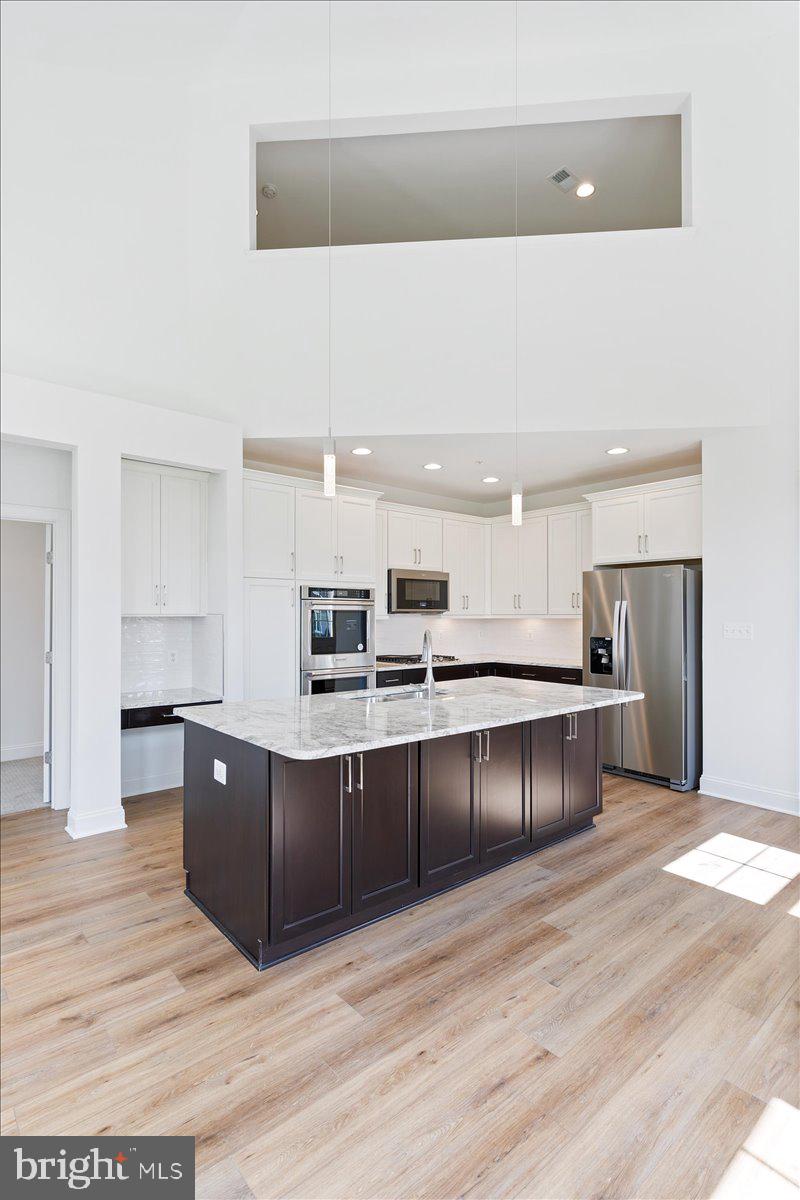 ROSEHILL MANOR - Residential