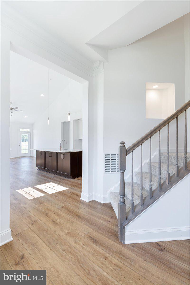 ROSEHILL MANOR - Residential