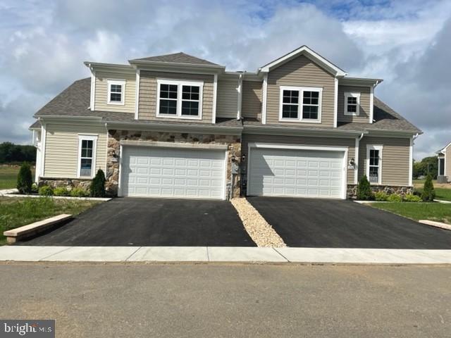 ROSEHILL MANOR - Residential