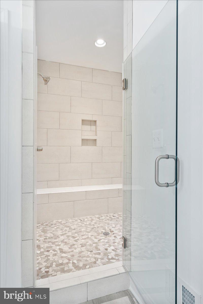 ROSEHILL MANOR - Residential