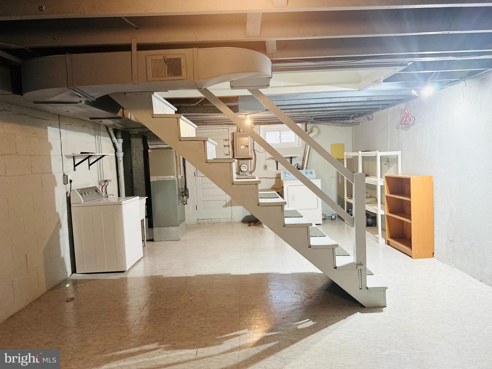 DUNDALK - Residential Lease