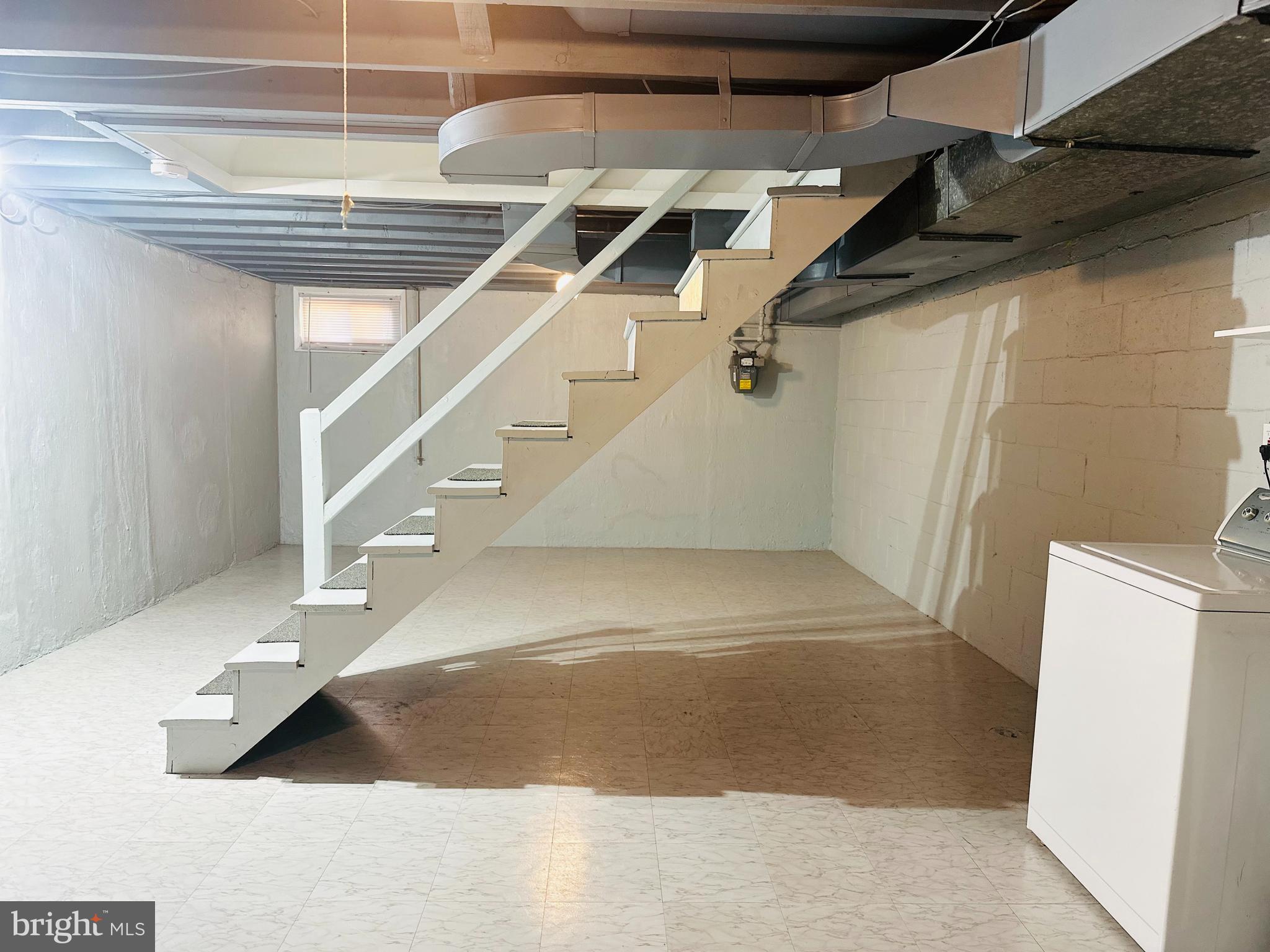 DUNDALK - Residential Lease