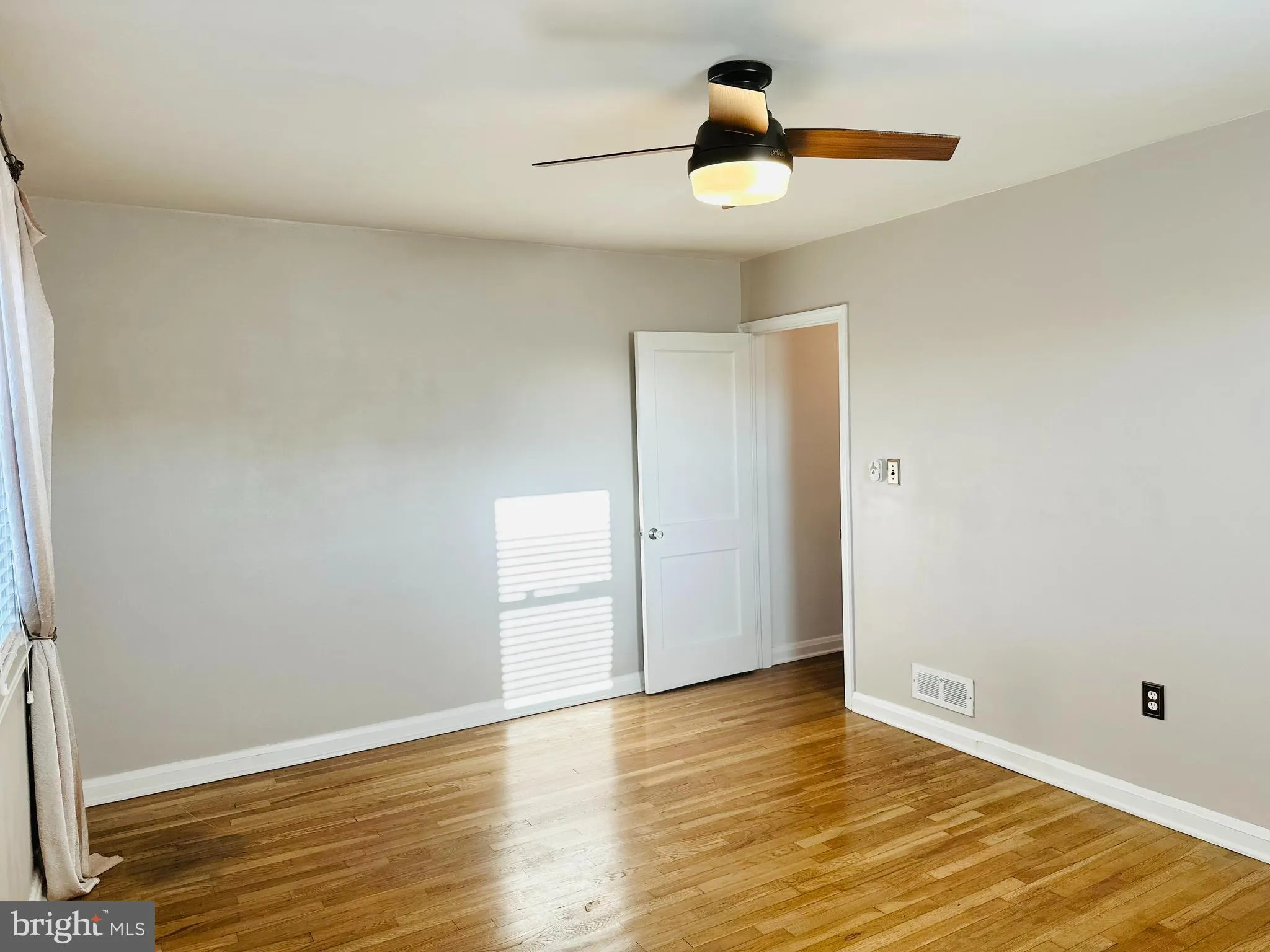 Baltimore, Maryland 21224, United States, 2 Bedrooms Bedrooms, ,1 BathroomBathrooms,Residential,Active,34029