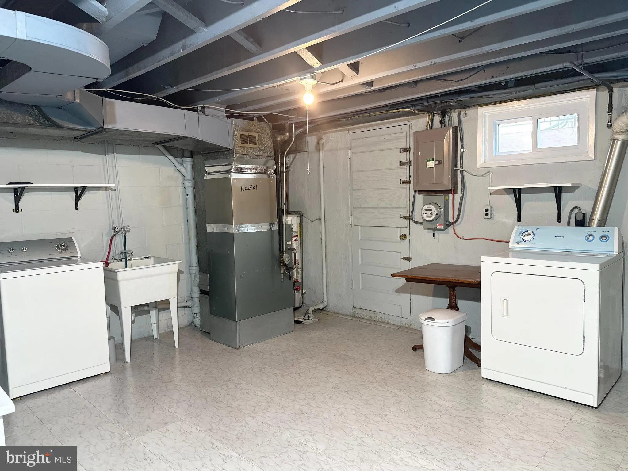 Baltimore, Maryland 21224, United States, 2 Bedrooms Bedrooms, ,1 BathroomBathrooms,Residential,Active,34029