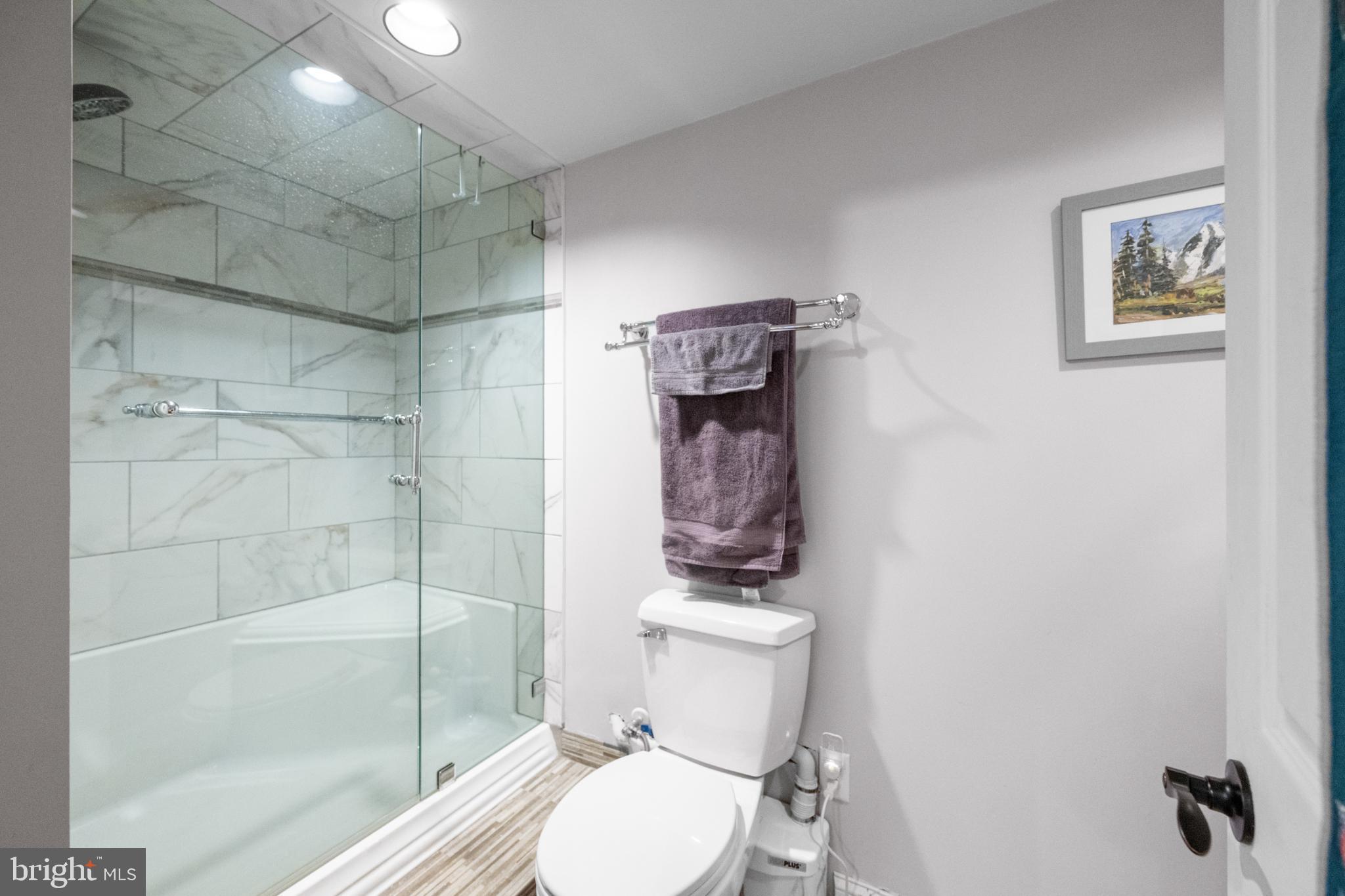 GLENHARDIE - Residential