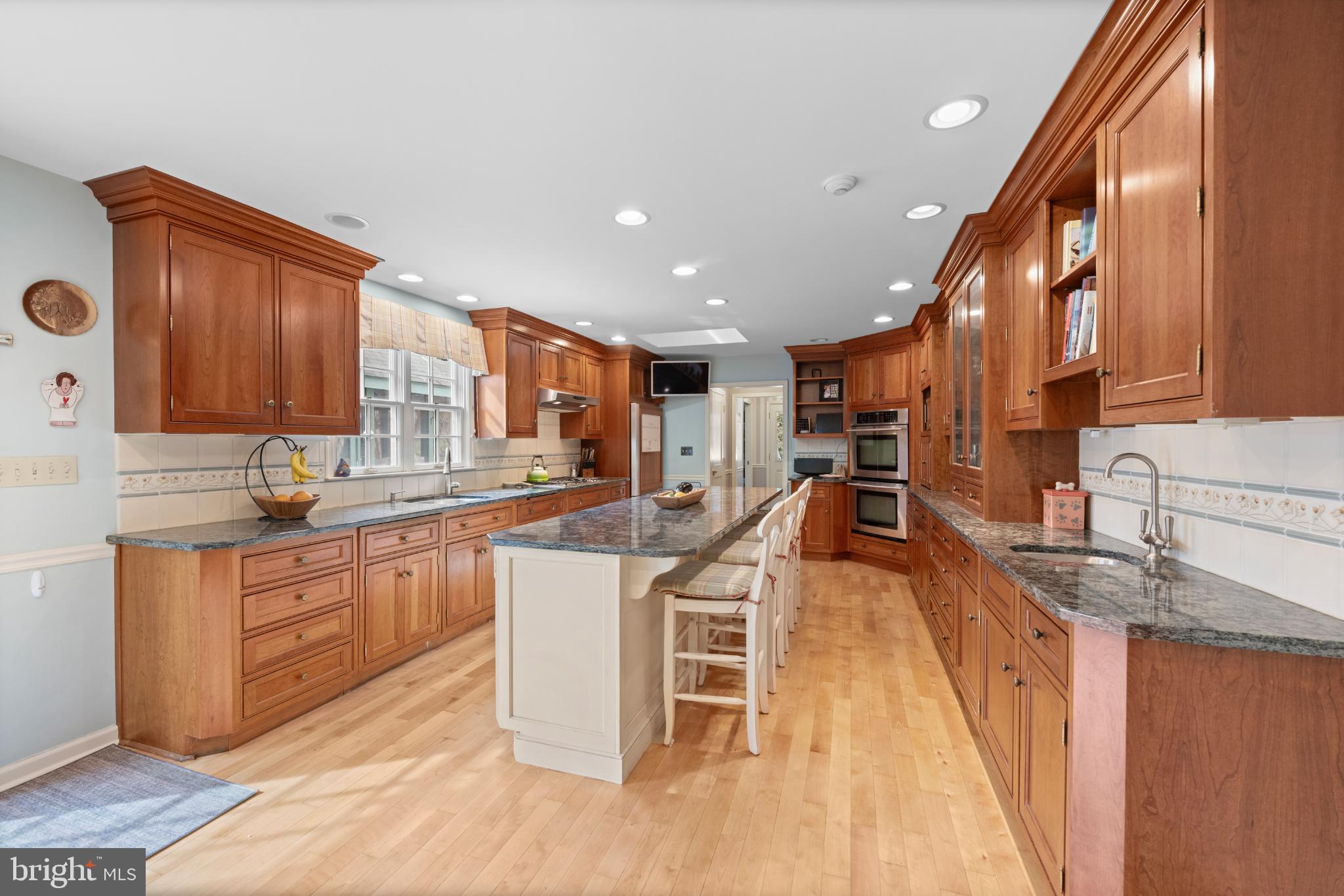 GLENHARDIE - Residential