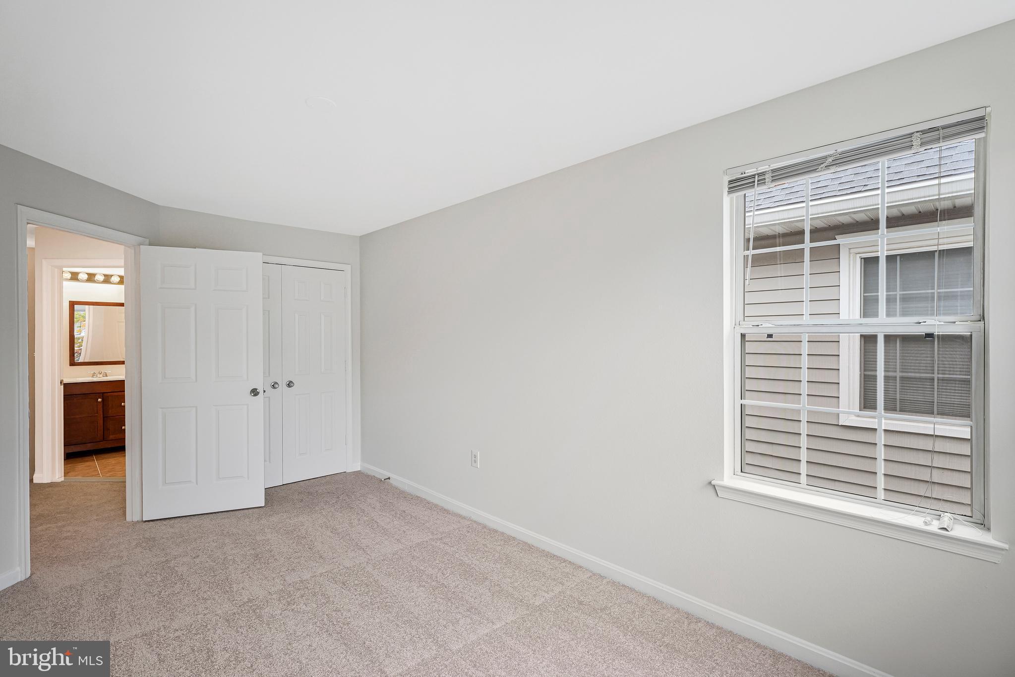 GATES OF FAIR LAKES - Residential