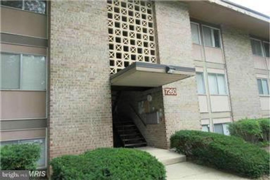 ADORABLE...CONVENIENT,,,AFFORDABLE..SPACIOUS,  Second Level,Newer Wood Floor ,Refrigerator & Stove ,Newer Kitchen and Bath Floors,Offers nice Size Room,with ample closet space & and oversized Balcony.Close to the New Casino MGM, Shoping,Schools,Public Transportation and Belway,Great Deal.What more could you ask for