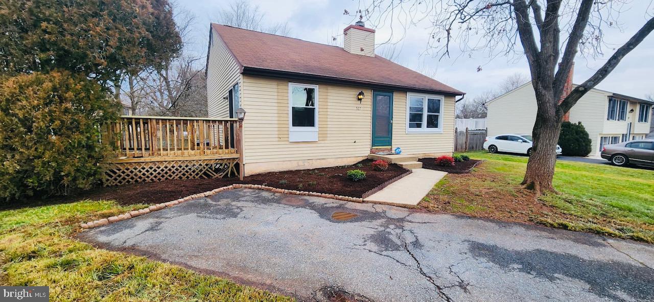 HILLCREST ORCHARDS - Residential Lease