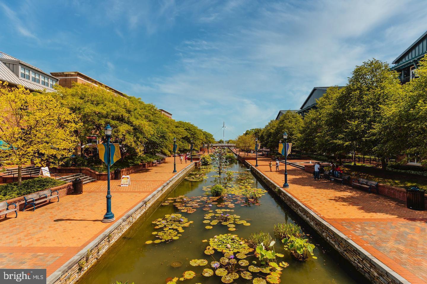 HILLCREST ORCHARDS - Residential Lease