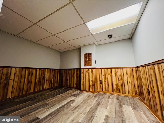 HILLCREST ORCHARDS - Residential Lease