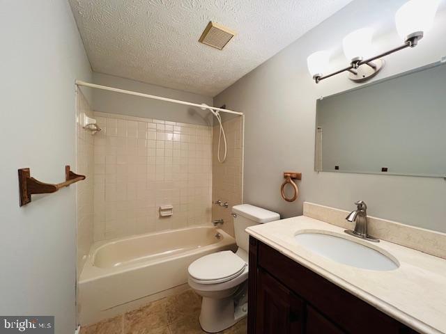 HILLCREST ORCHARDS - Residential Lease