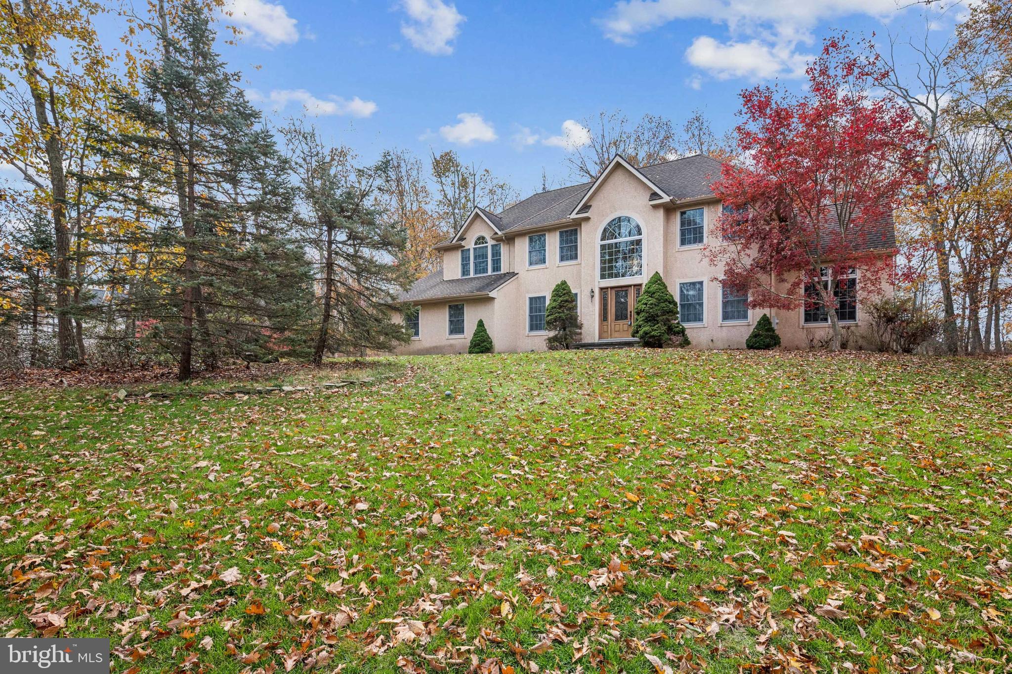 32 CONSTITUTION DRIVE