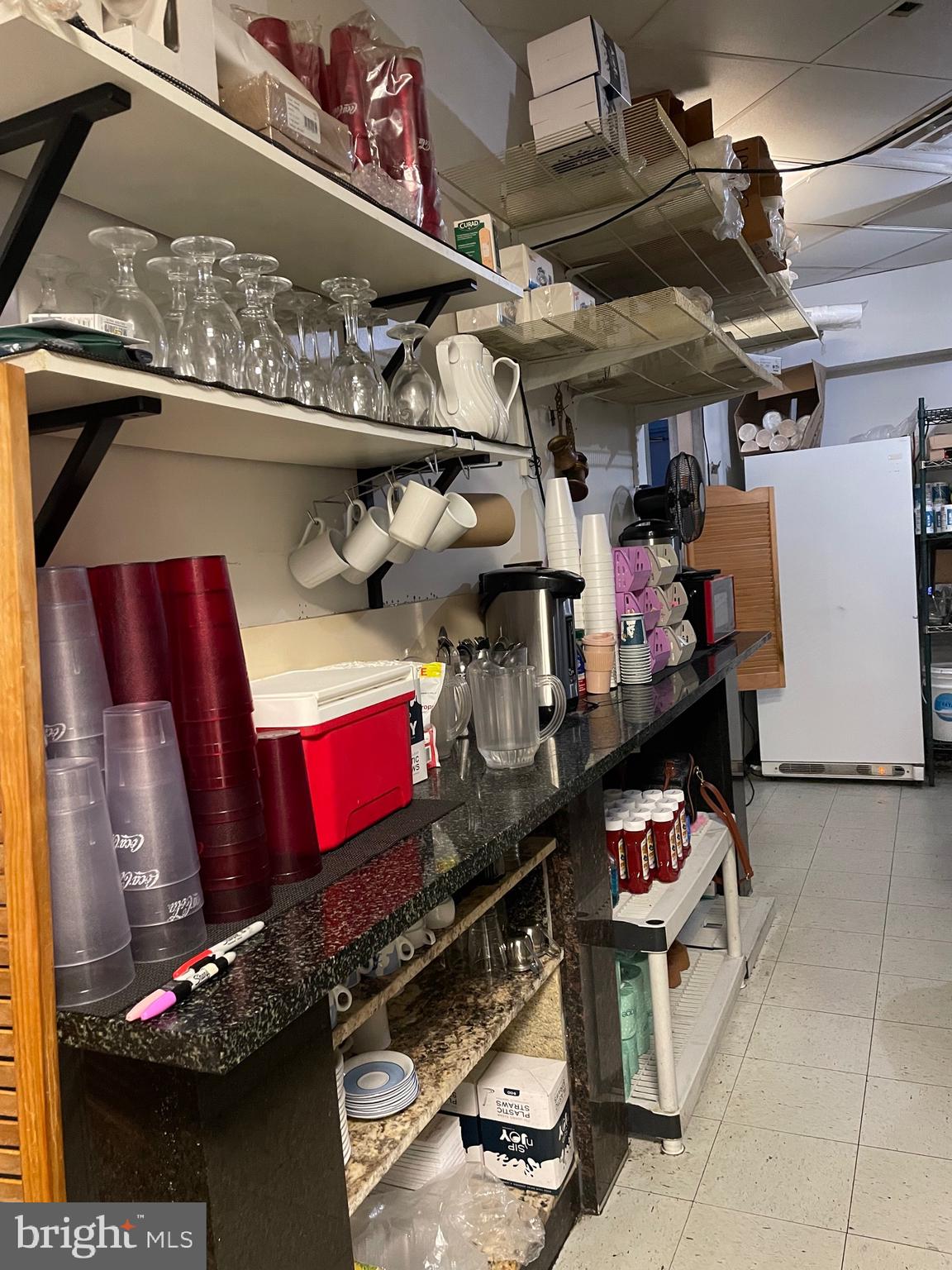 HILLTOWN - Commercial Sale