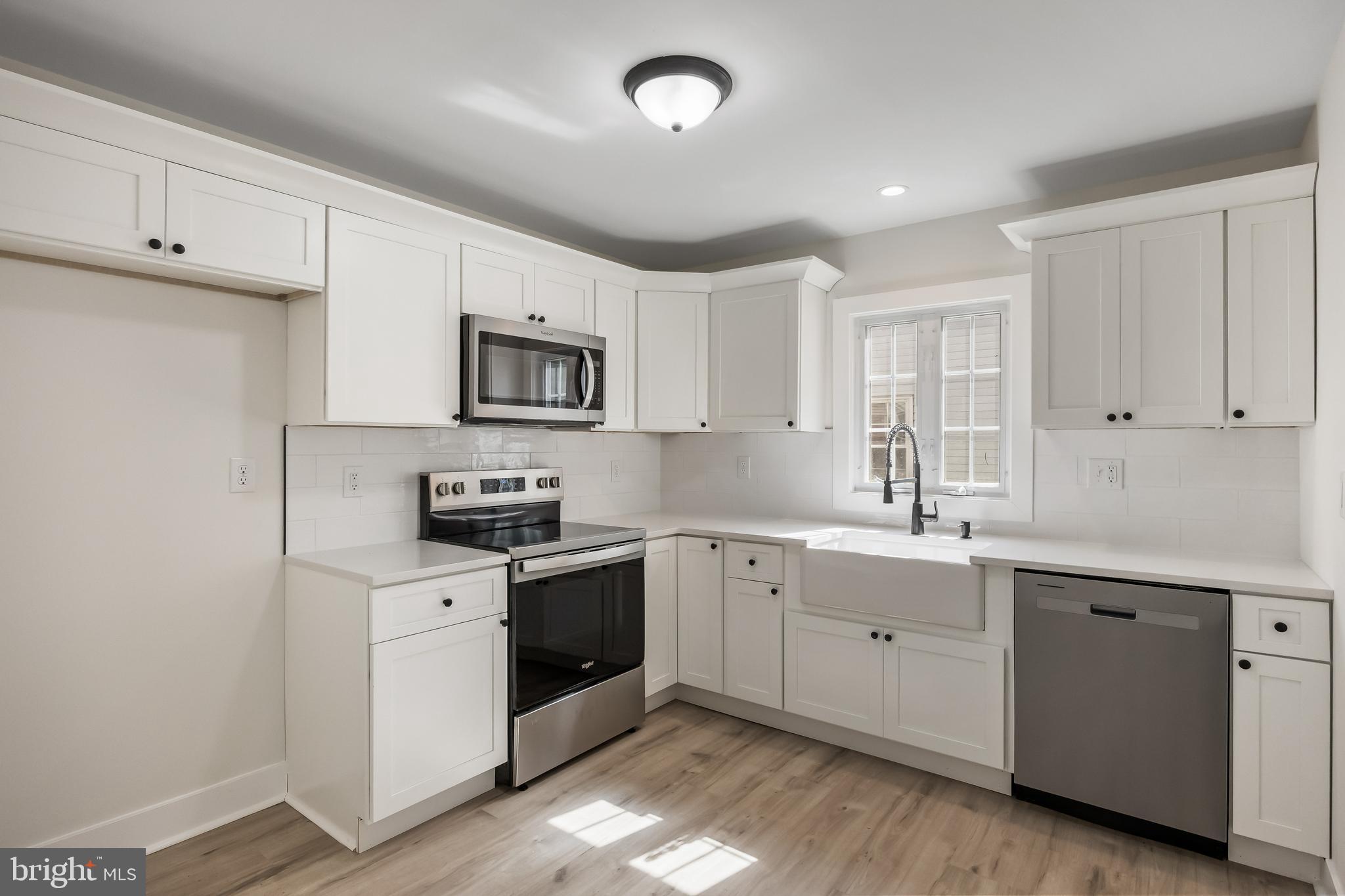 LEISURETOWNE - Residential