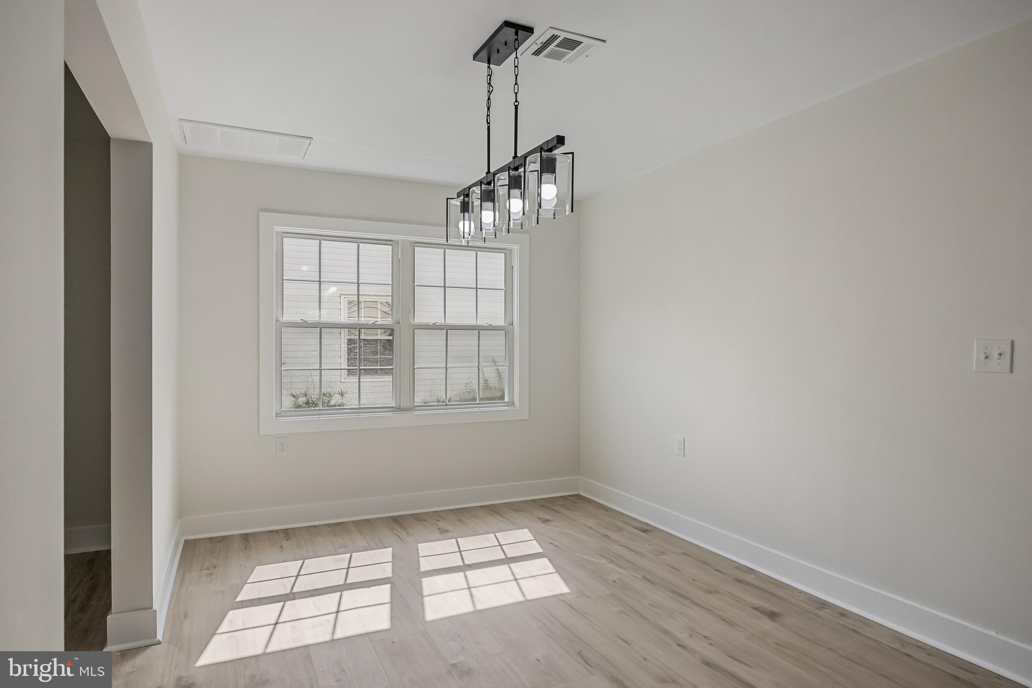 LEISURETOWNE - Residential