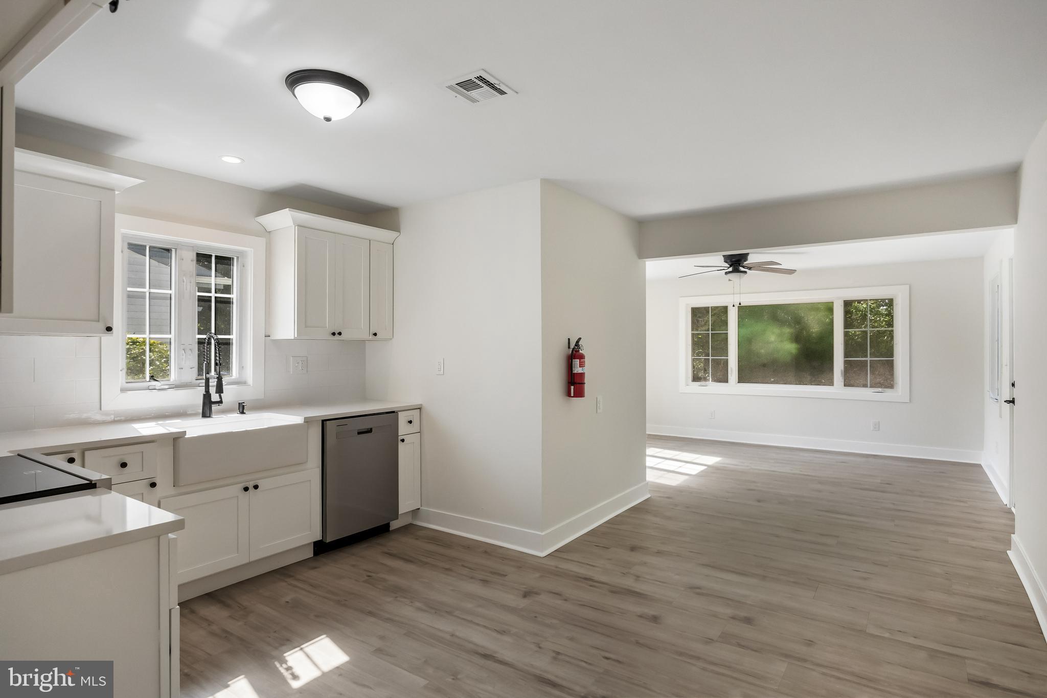 LEISURETOWNE - Residential