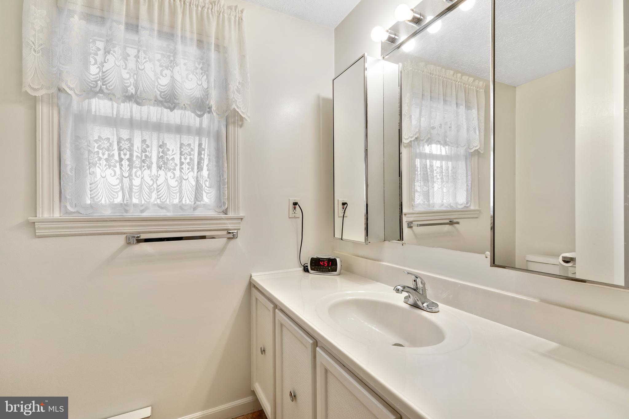 VALLEY VIEW - Residential