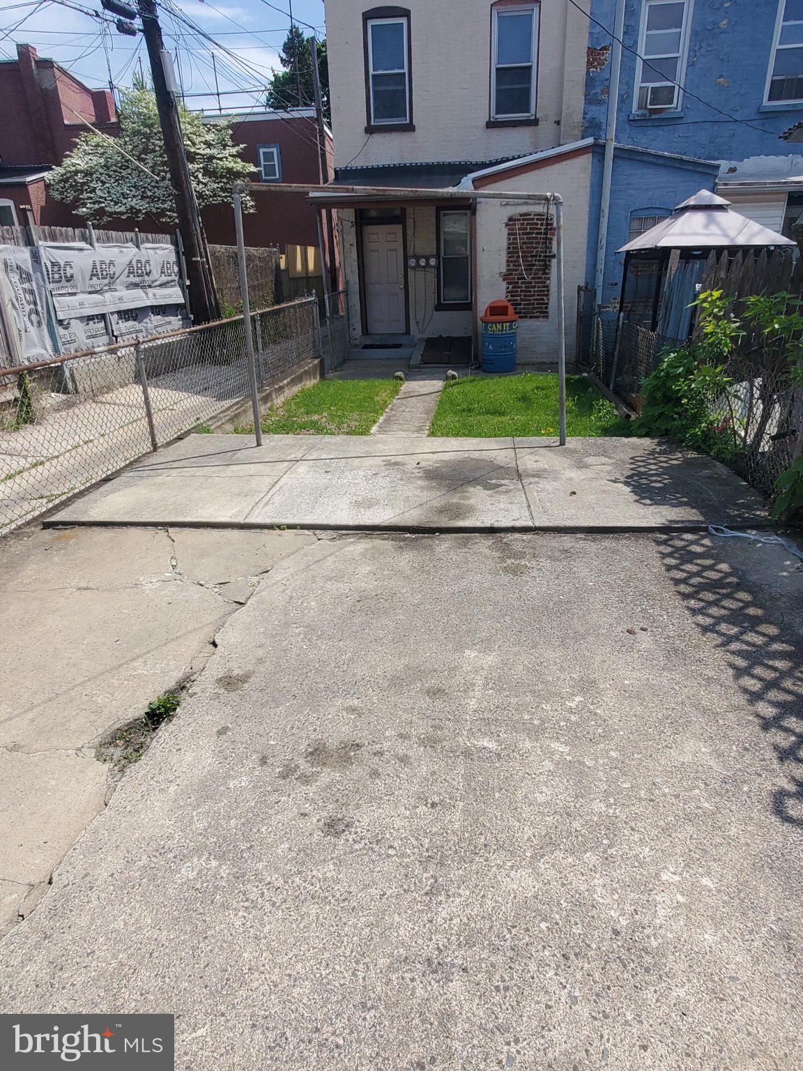 638 N 2ND STREET 1