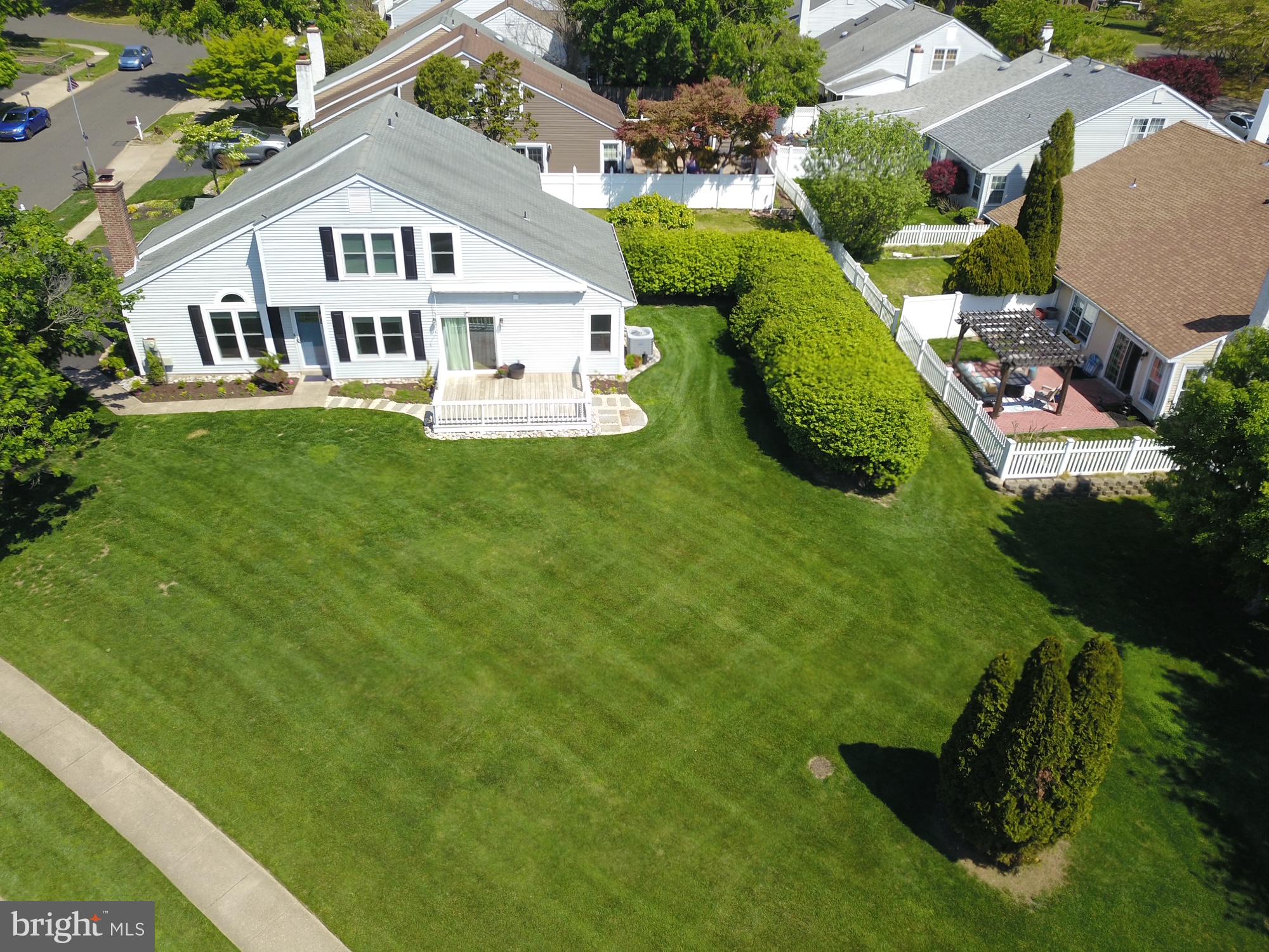 SUMMIT TRACE - Residential