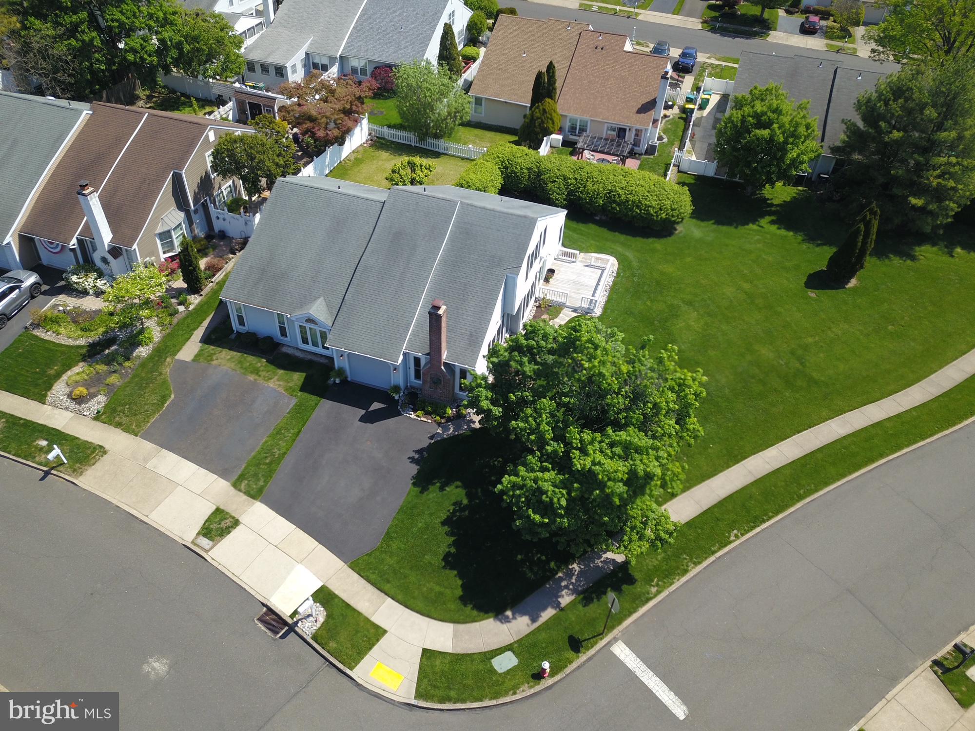 SUMMIT TRACE - Residential