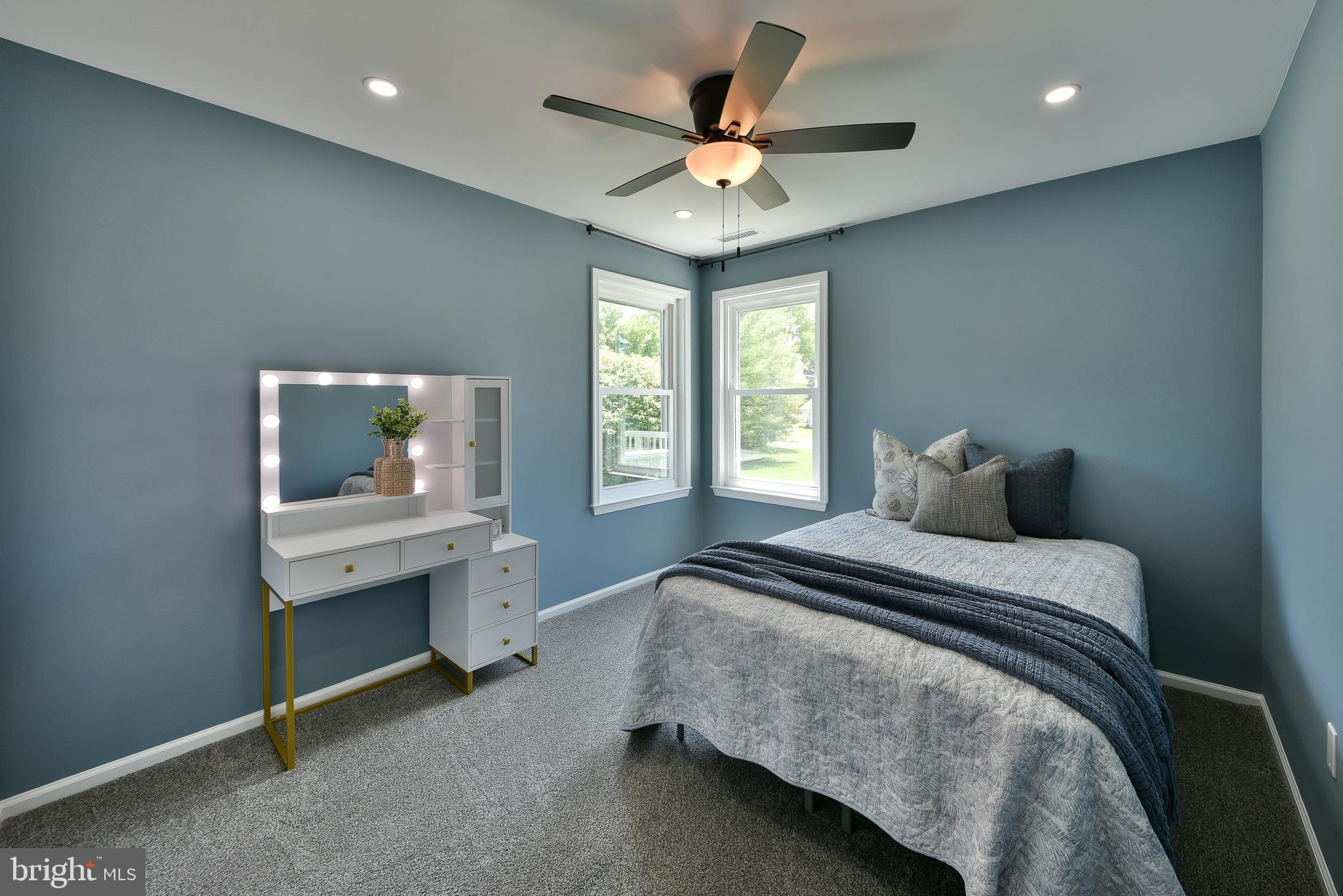 SUMMIT TRACE - Residential