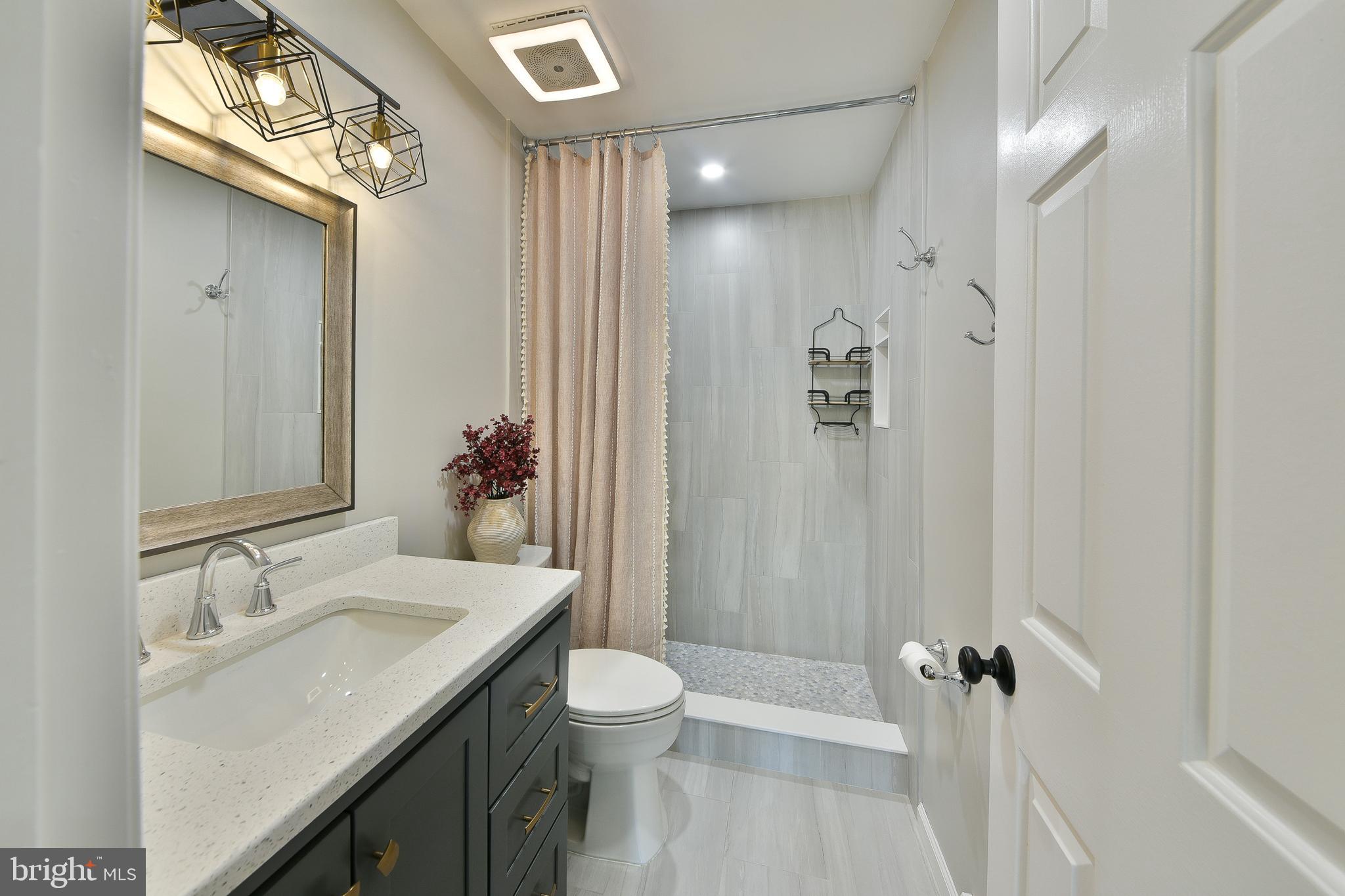 SUMMIT TRACE - Residential