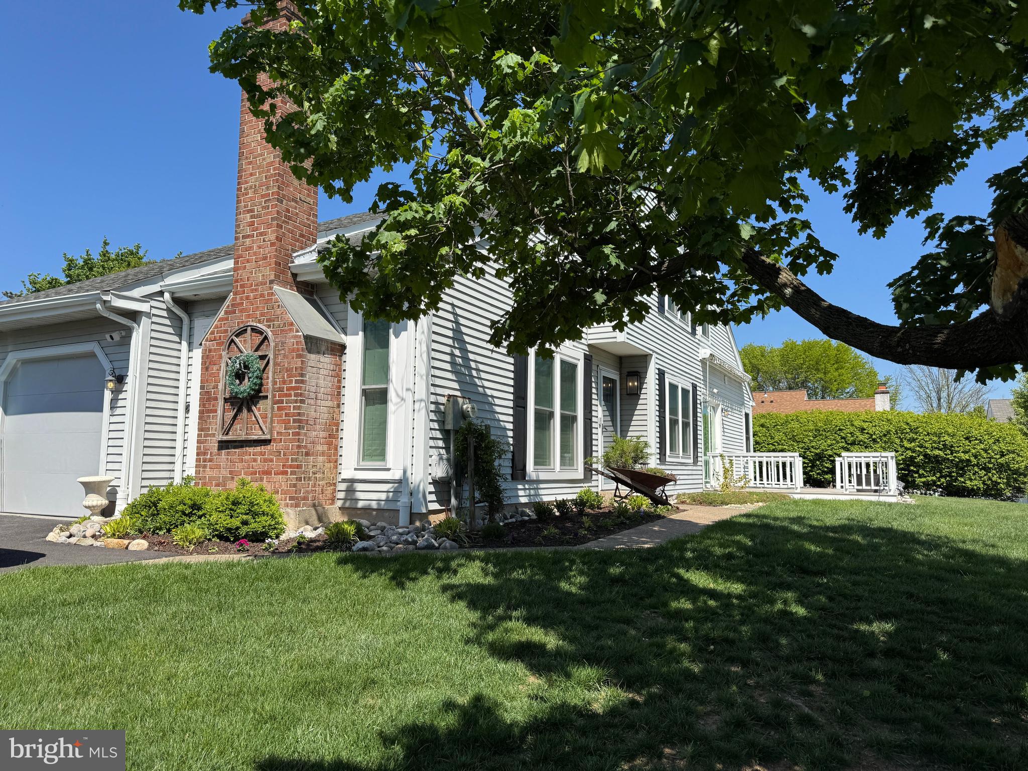 SUMMIT TRACE - Residential