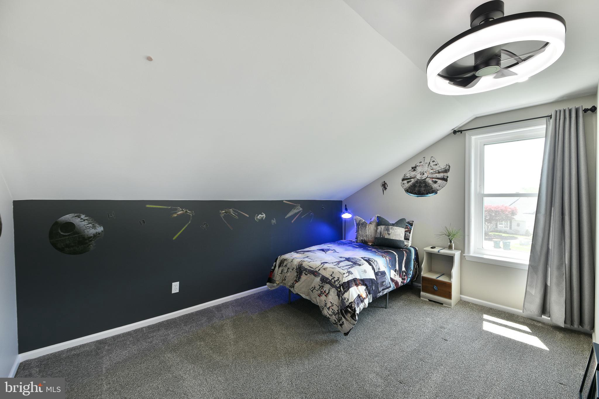 SUMMIT TRACE - Residential