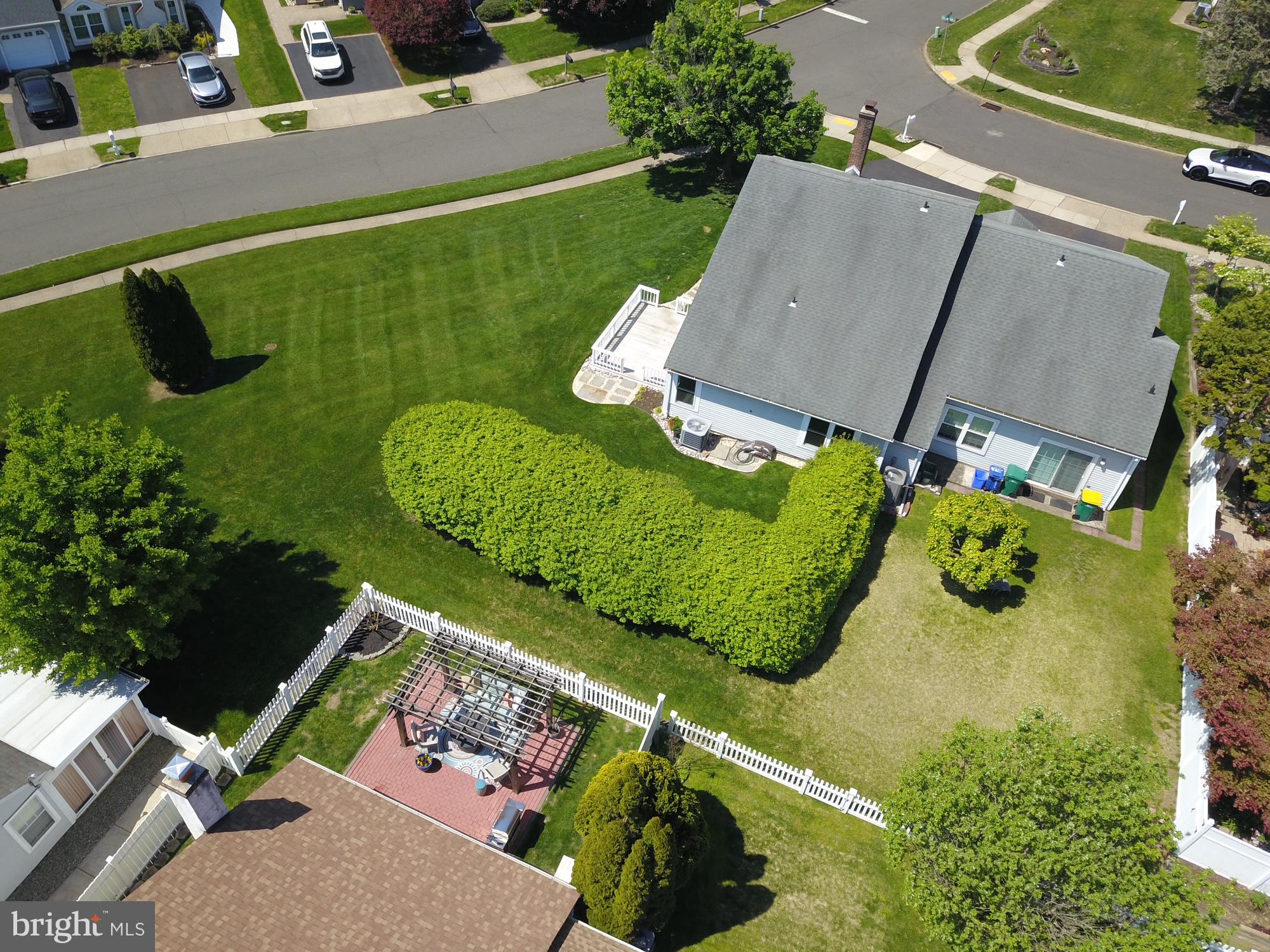 SUMMIT TRACE - Residential