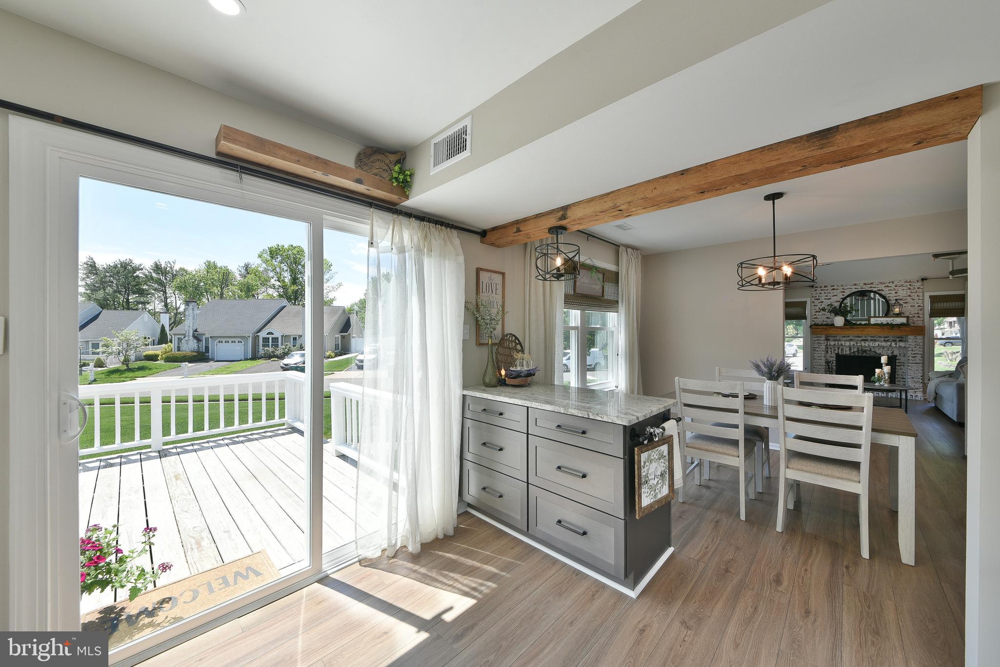 SUMMIT TRACE - Residential