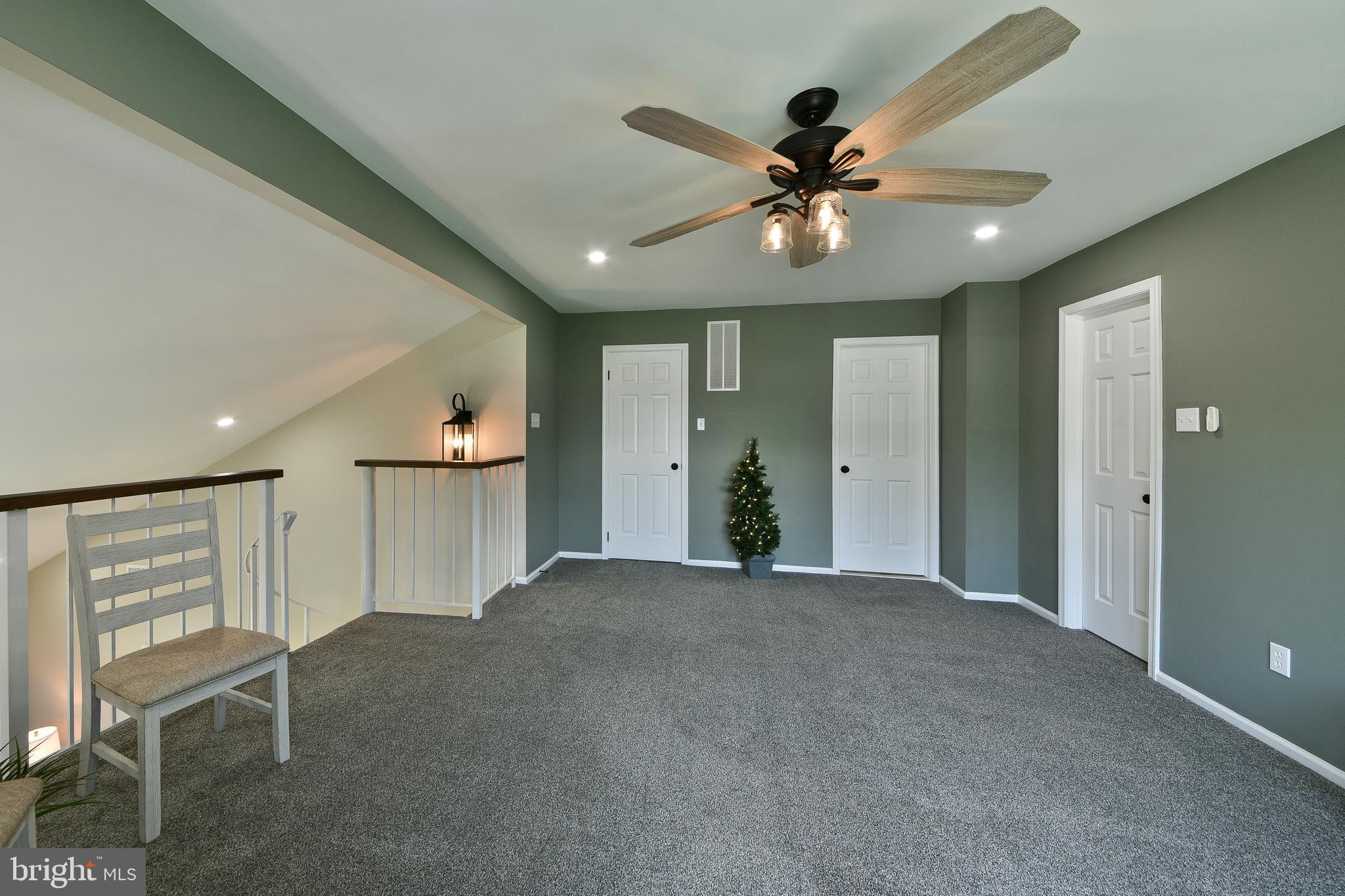 SUMMIT TRACE - Residential