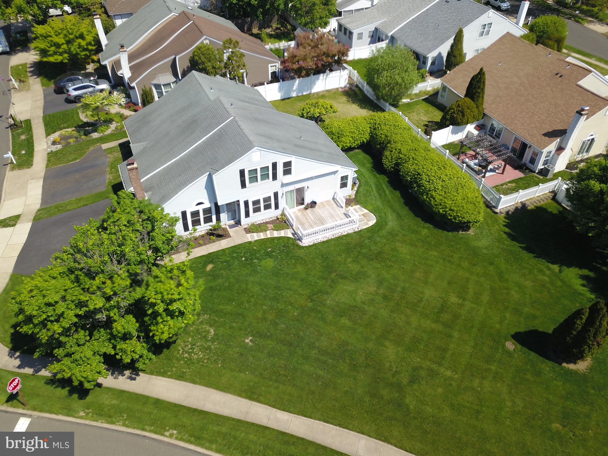SUMMIT TRACE - Residential