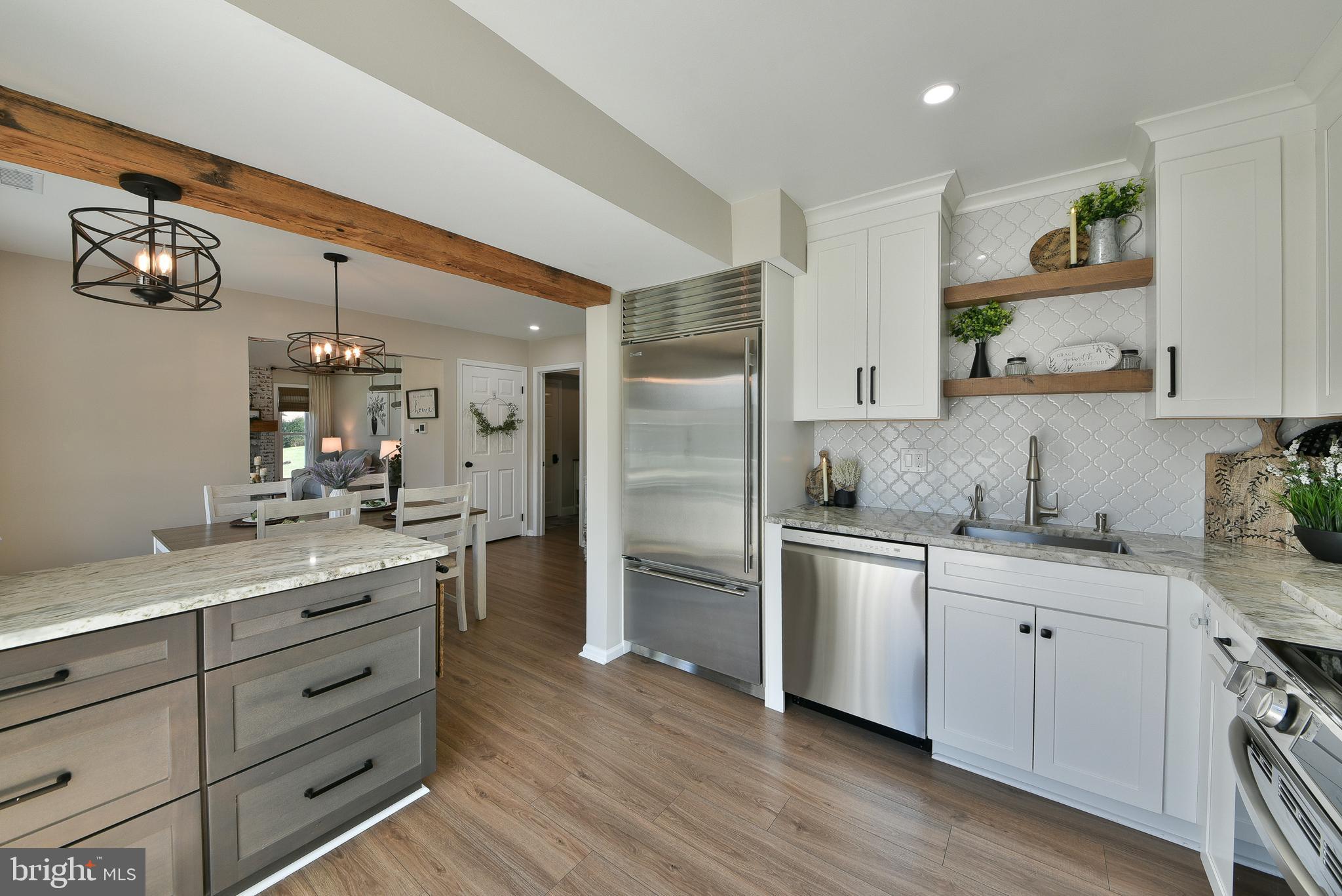 SUMMIT TRACE - Residential
