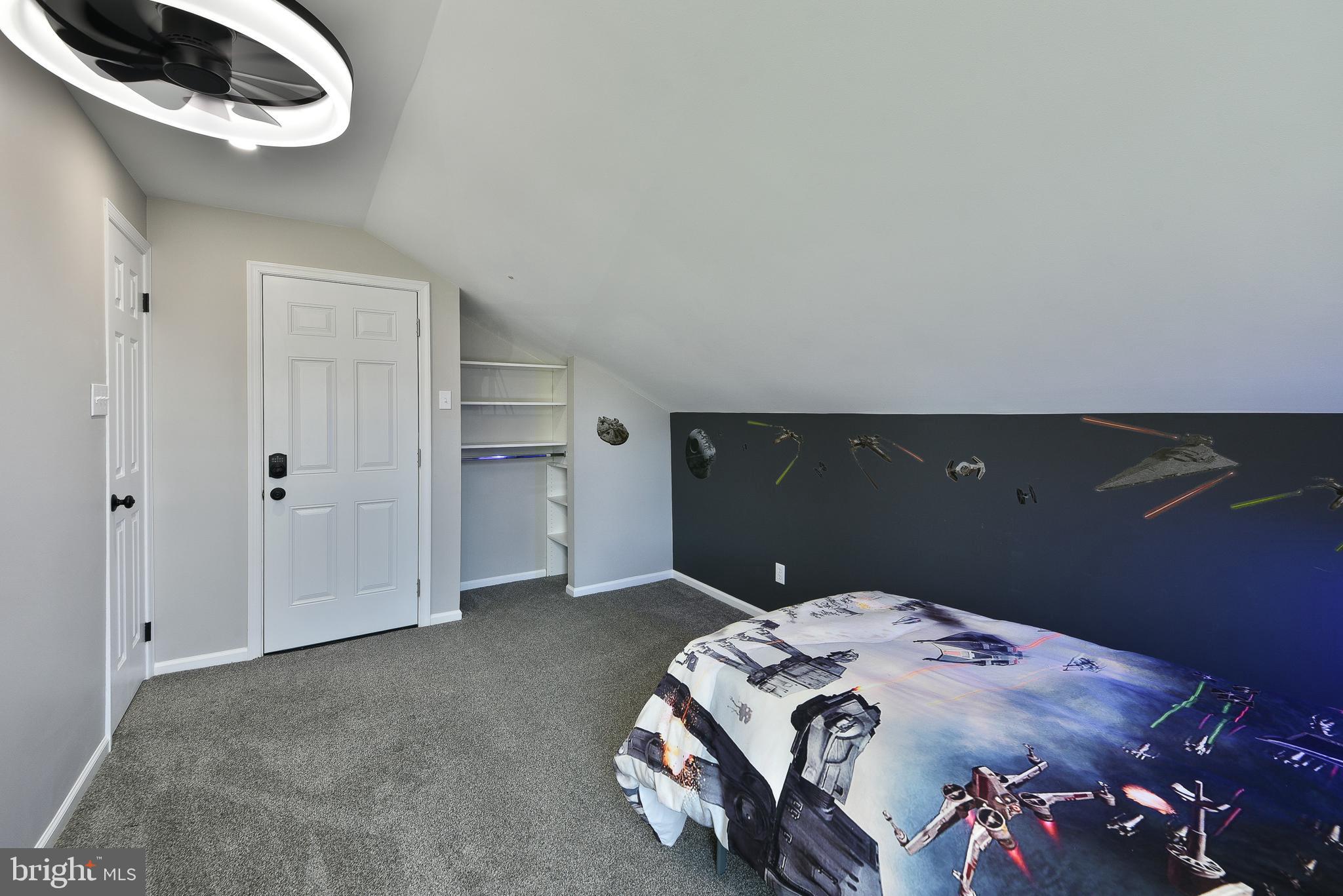 SUMMIT TRACE - Residential