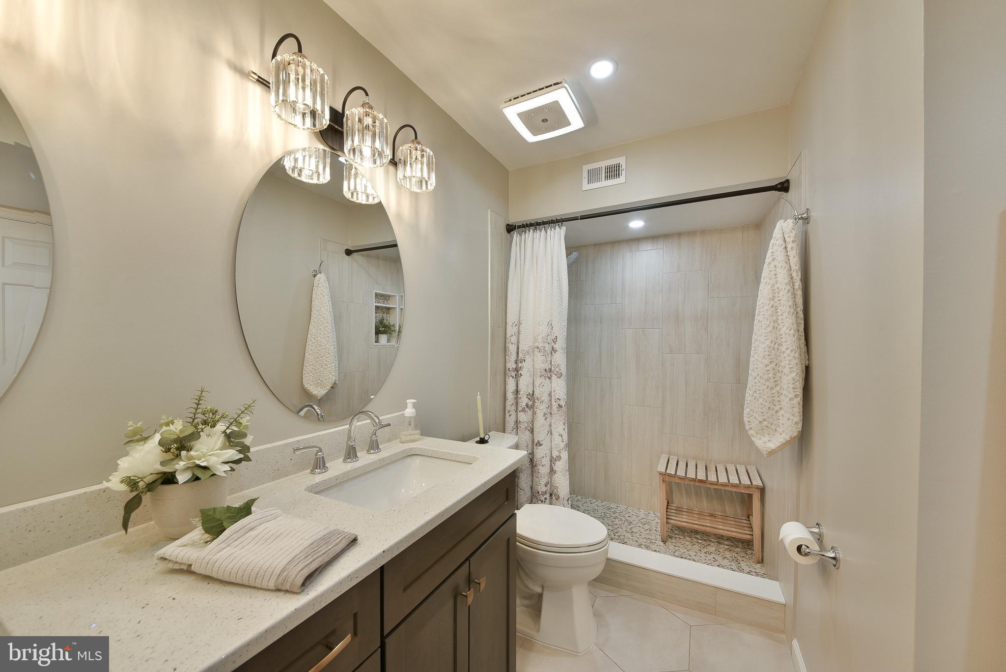 SUMMIT TRACE - Residential
