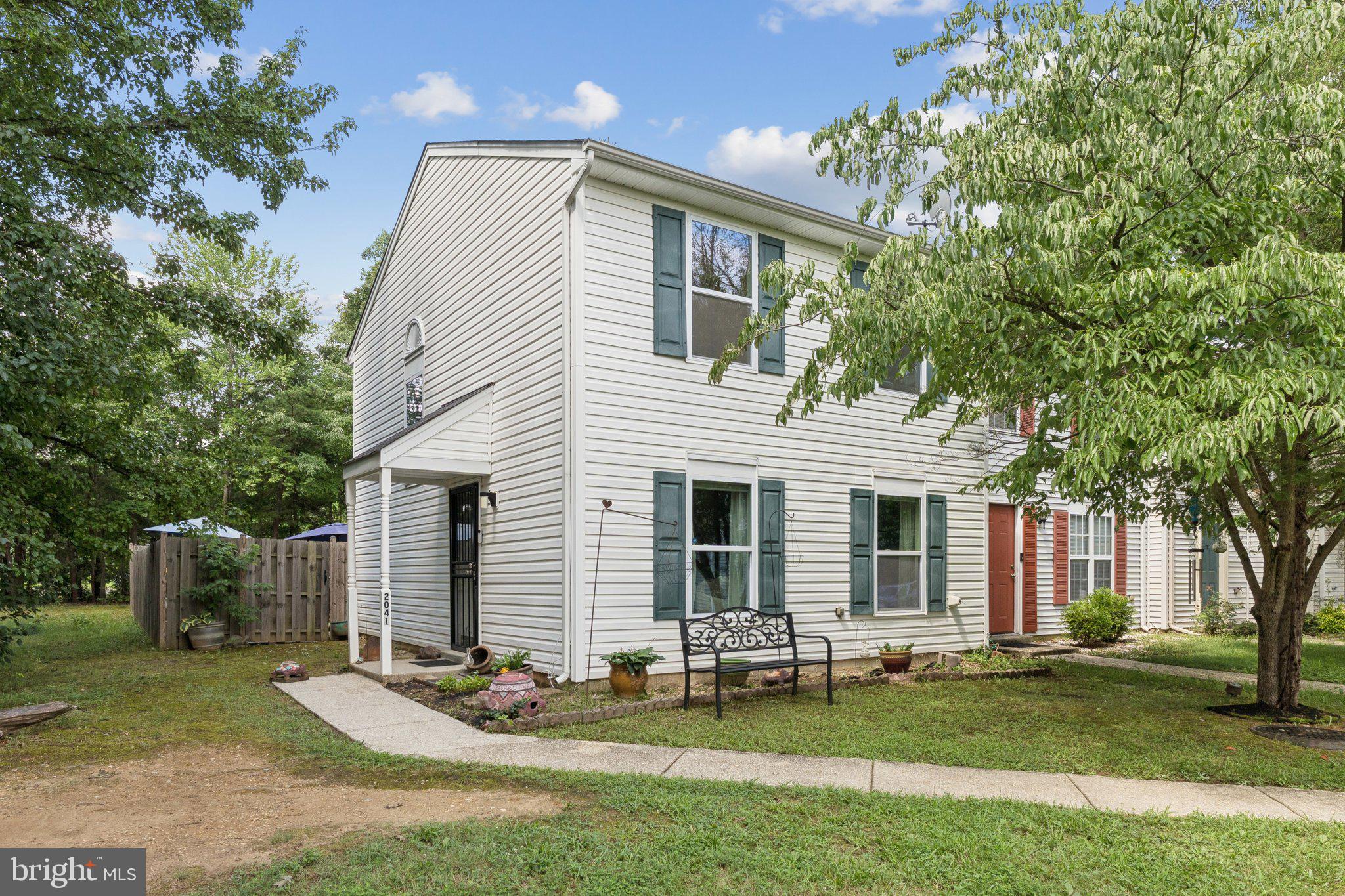 Welcome to this beautifully designed three-bedroom townhome, nestled in a vibrant and sought-after community. This property offers a perfect blend of style, comfort, and convenience, enhanced by its top-notch finishes.
Step inside to discover an inviting layout that seamlessly connects the living and dining areas, making it ideal for both entertaining and everyday living. The heart of this home is the spacious kitchen, featuring stunning granite countertops, sleek stainless steel appliances, and ample cabinetry for all your culinary needs.
The townhome includes one full bath and an additional half bath, both tastefully updated with contemporary fixtures. Each of the three bedrooms is generously sized, offering plenty of space and natural light, creating a serene retreat for relaxation.
Enjoy the privacy of a fenced-in backyard, perfect for entertaining, gardening, or simply unwinding with a book on a sunny afternoon. This outdoor oasis is a great extension of the home, providing a private area for enjoyment.
With its upgraded features throughout and prime location, this townhome is a rare find. Don’t miss the opportunity to make this your new home!